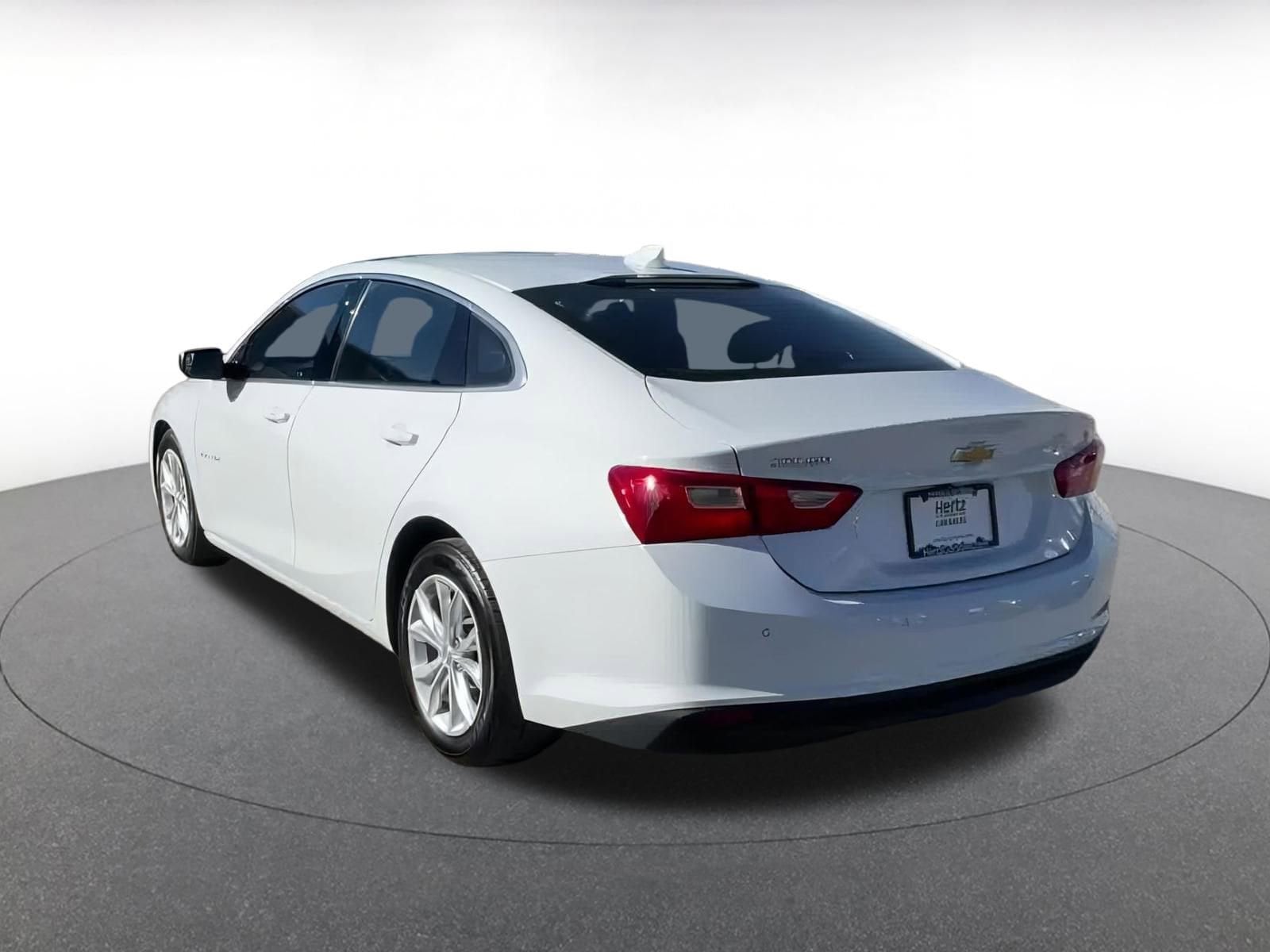 Thumbnail: 2024 Chevrolet Malibu - 11