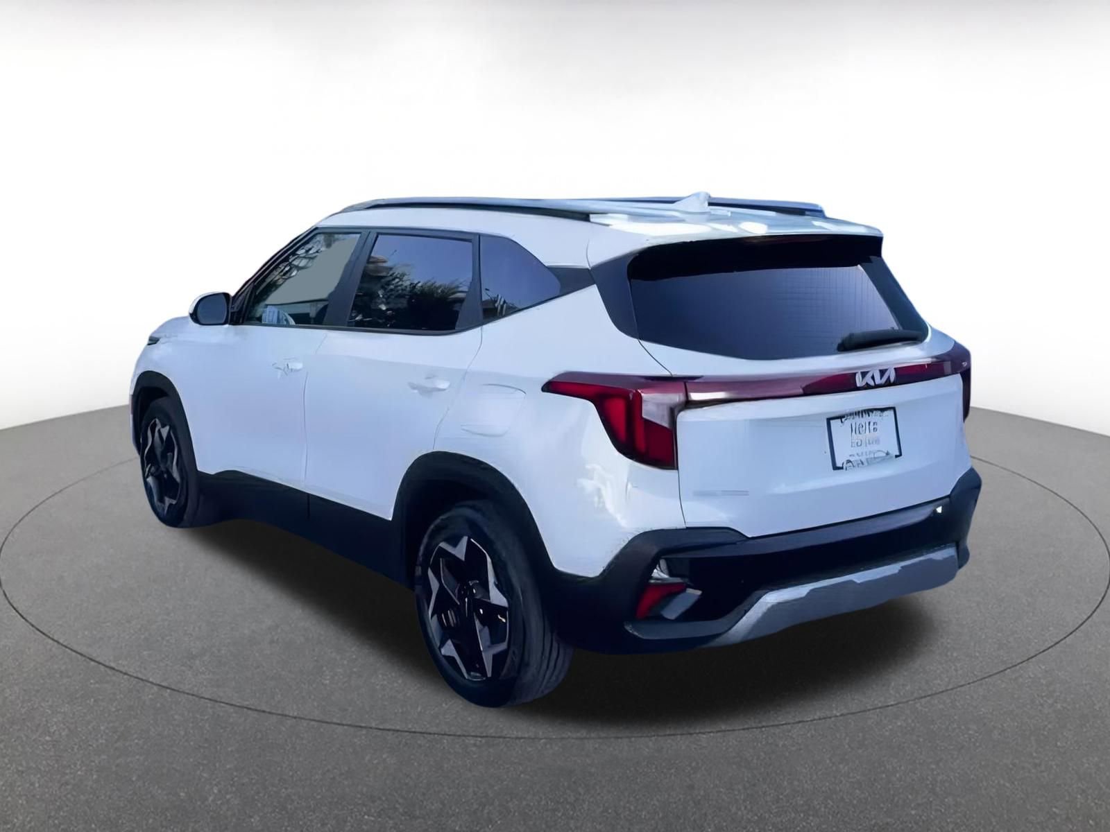 Thumbnail: 2025 Kia Seltos - 11