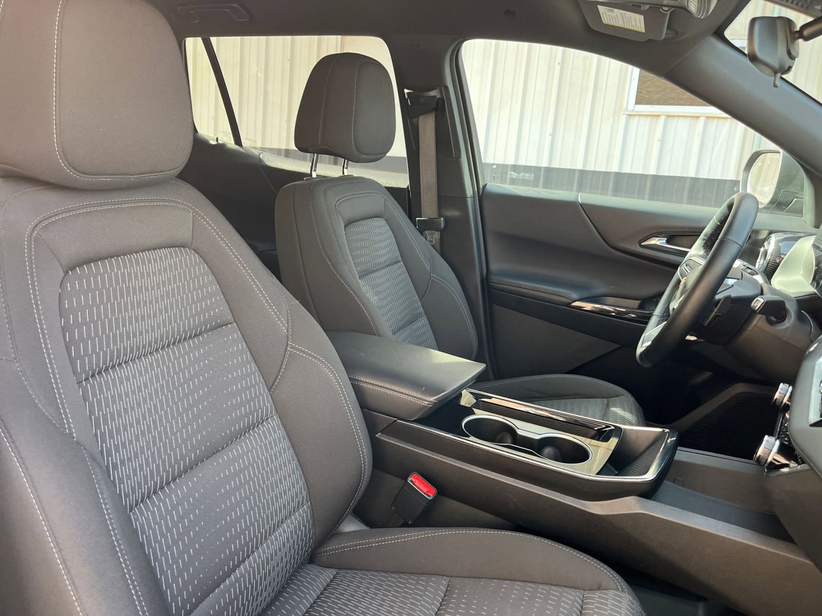 Thumbnail: 2025 Chevrolet Equinox - 35