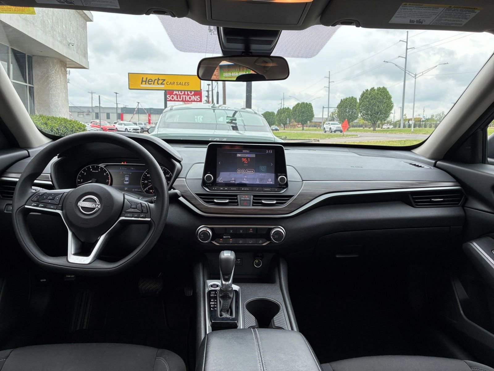 Thumbnail: 2025 Nissan Altima - 33