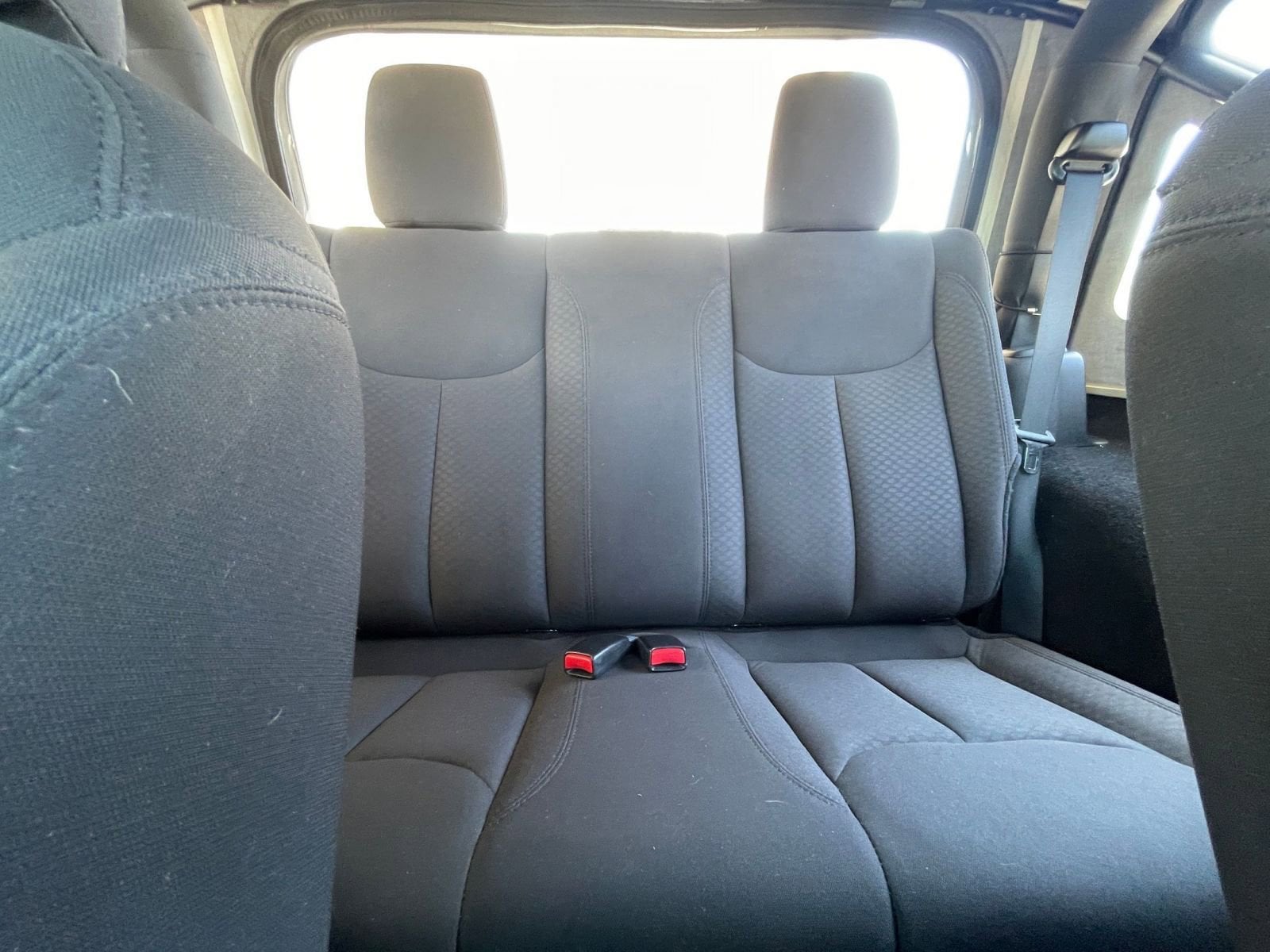 2017 Jeep Wrangler Sport 35