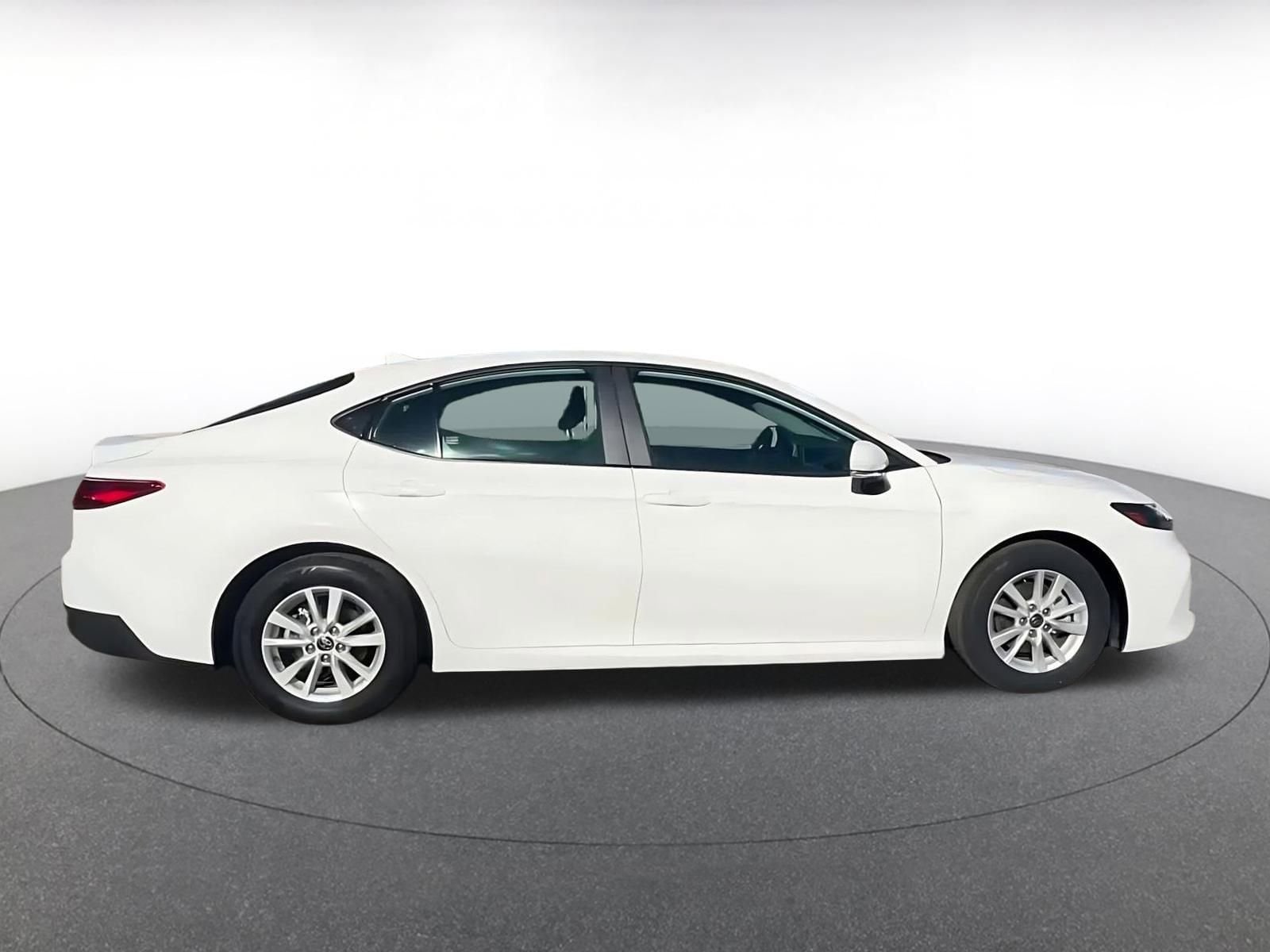 Thumbnail: 2025 Toyota Camry - 16