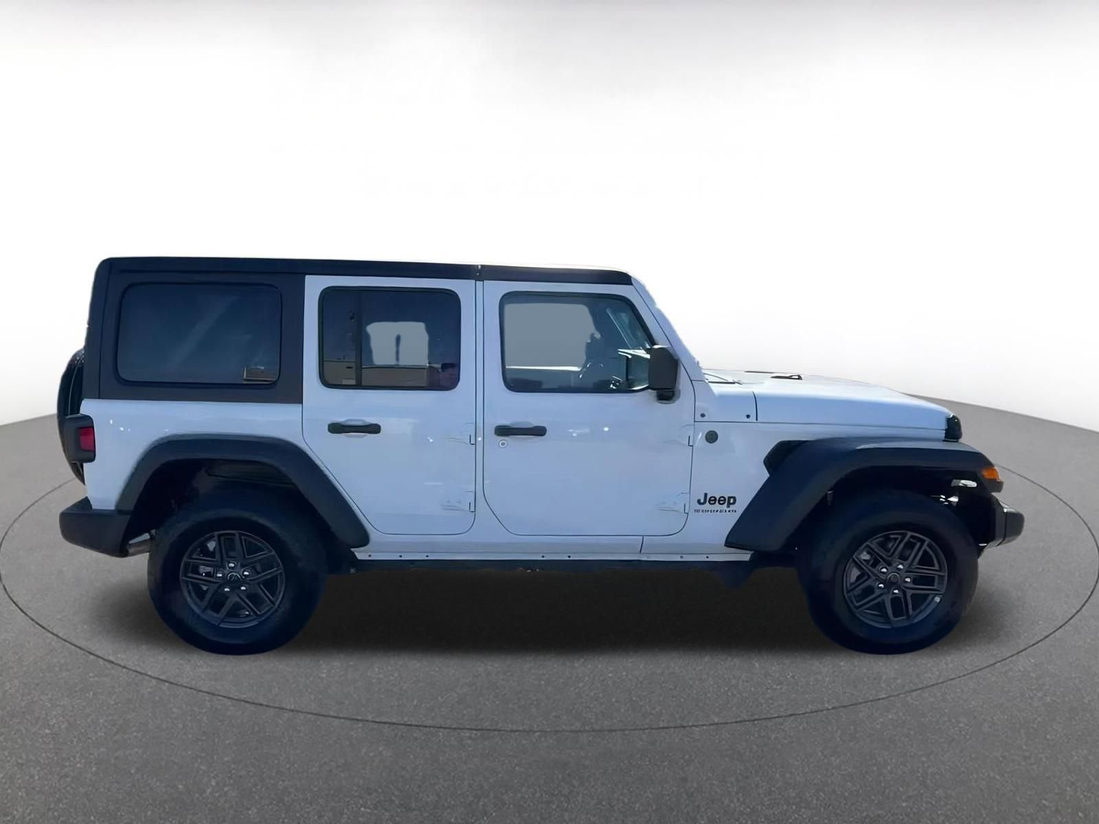 Thumbnail: 2025 Jeep Wrangler - 12