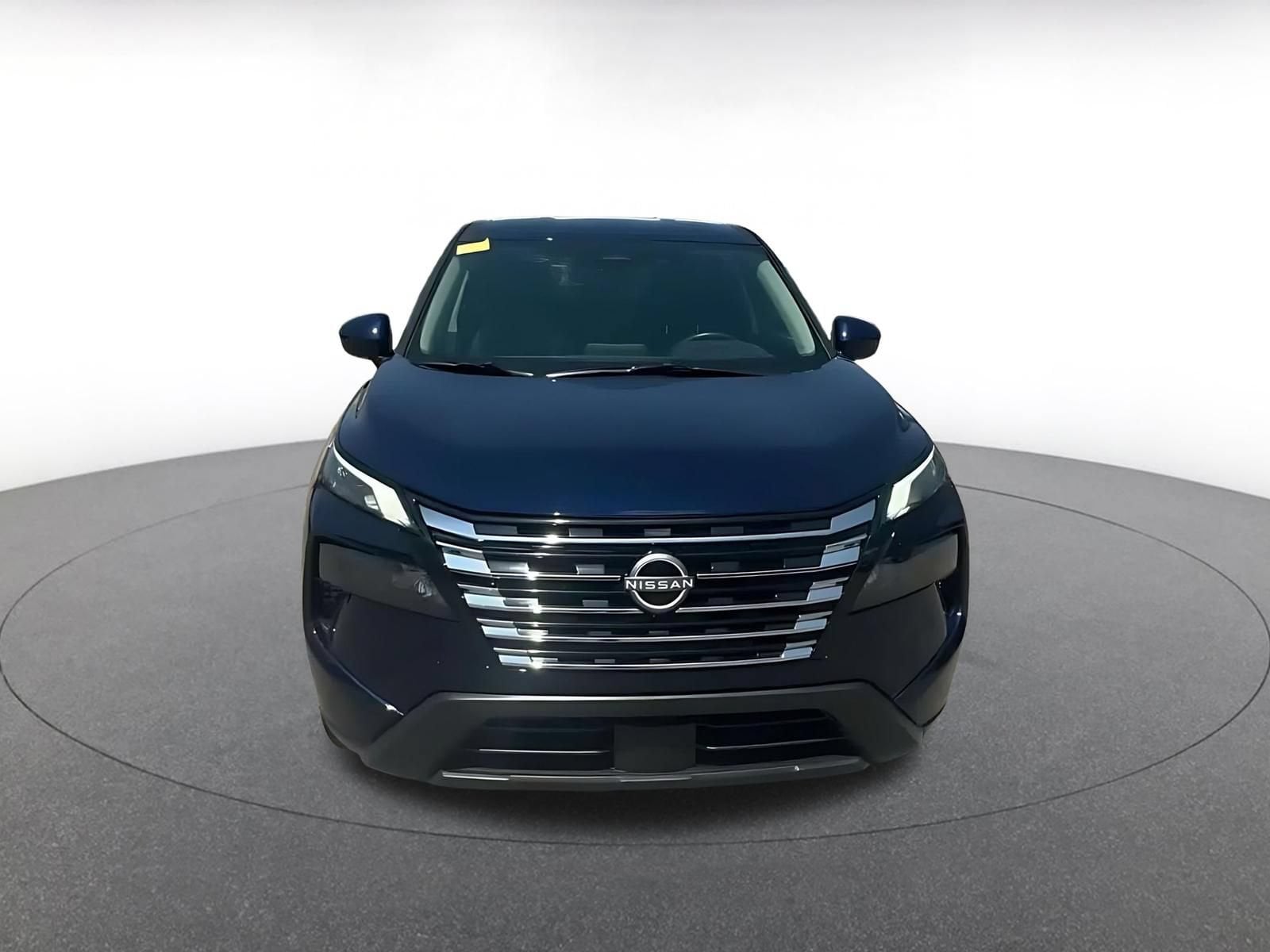 Thumbnail: 2026 Nissan Rogue - 4