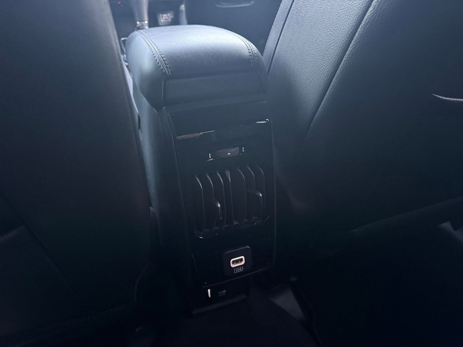 Thumbnail: 2025 Jeep Compass - 23