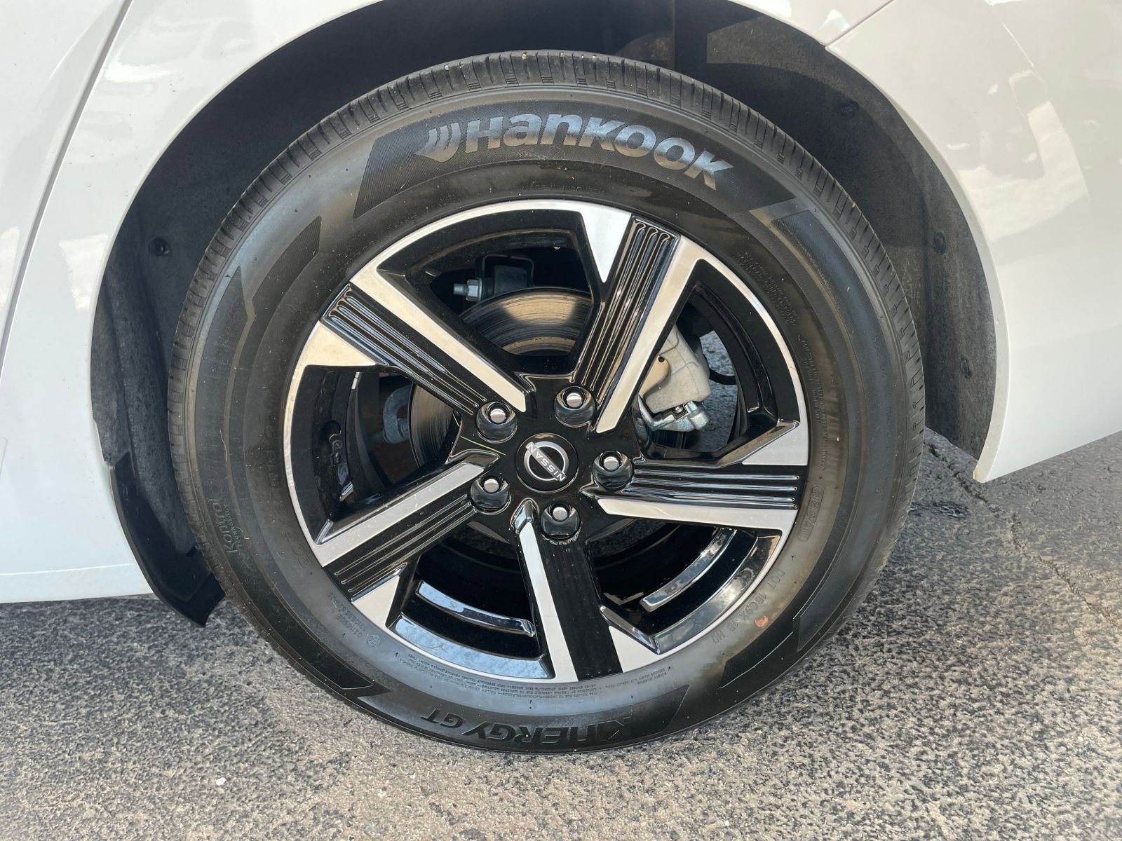 Thumbnail: 2024 Nissan Sentra - 28