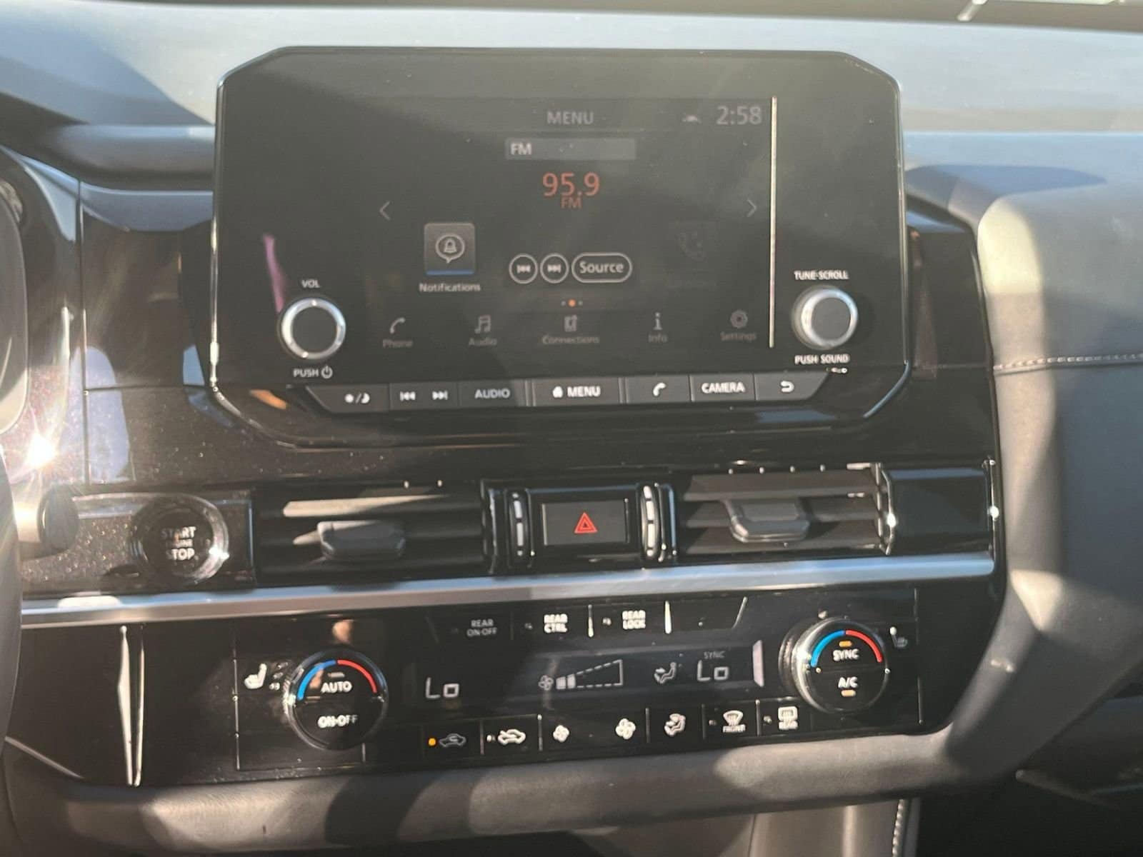 Thumbnail: 2025 Nissan Pathfinder - 18