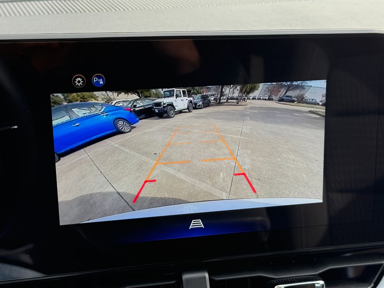 Thumbnail: 2025 Chevrolet Equinox - 17