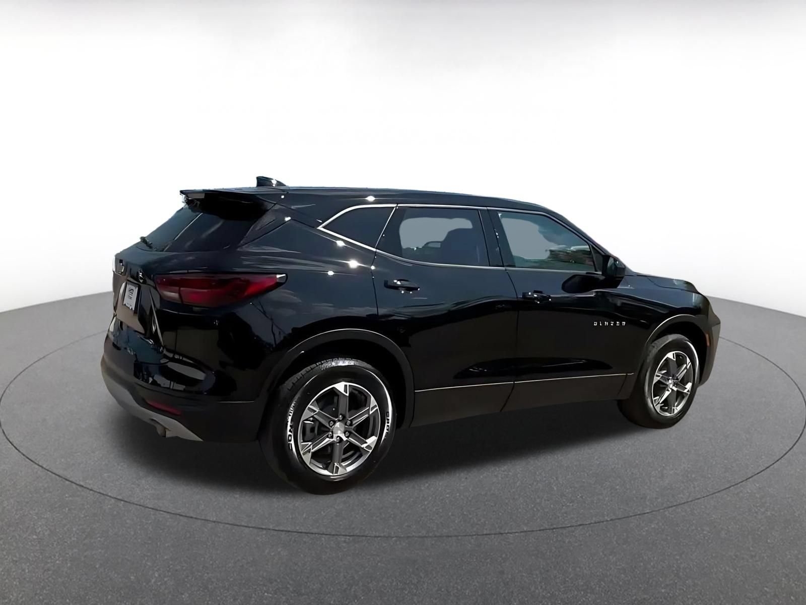 Thumbnail: 2026 Chevrolet Blazer - 14