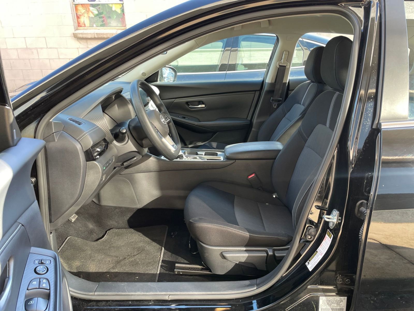 Thumbnail: 2025 Nissan Sentra - 25