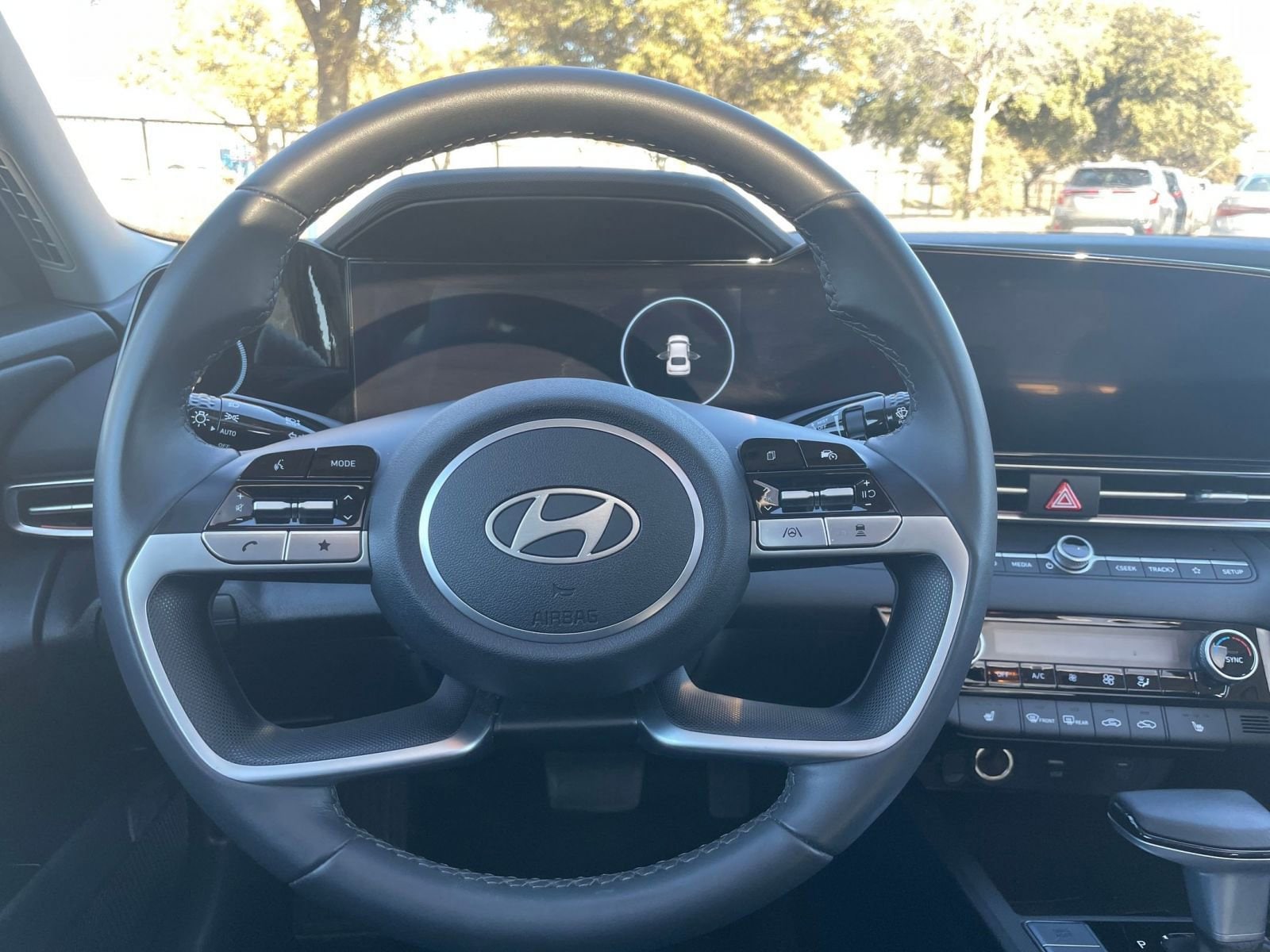 Thumbnail: 2025 Hyundai Elantra - 30