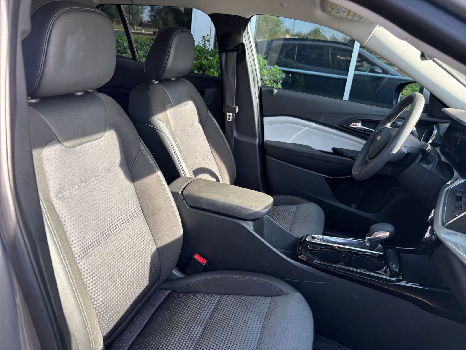 Thumbnail: 2025 Chevrolet Trax - 35