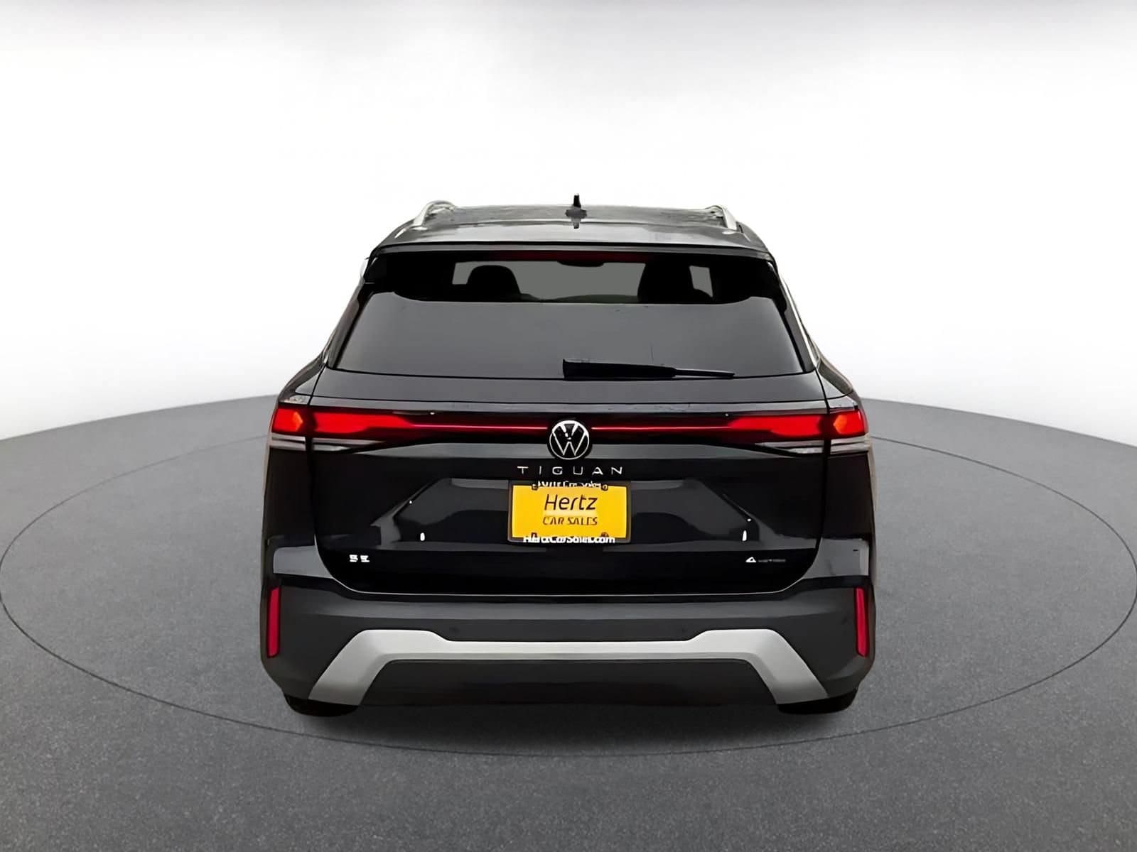 Thumbnail: 2026 Volkswagen Tiguan - 12