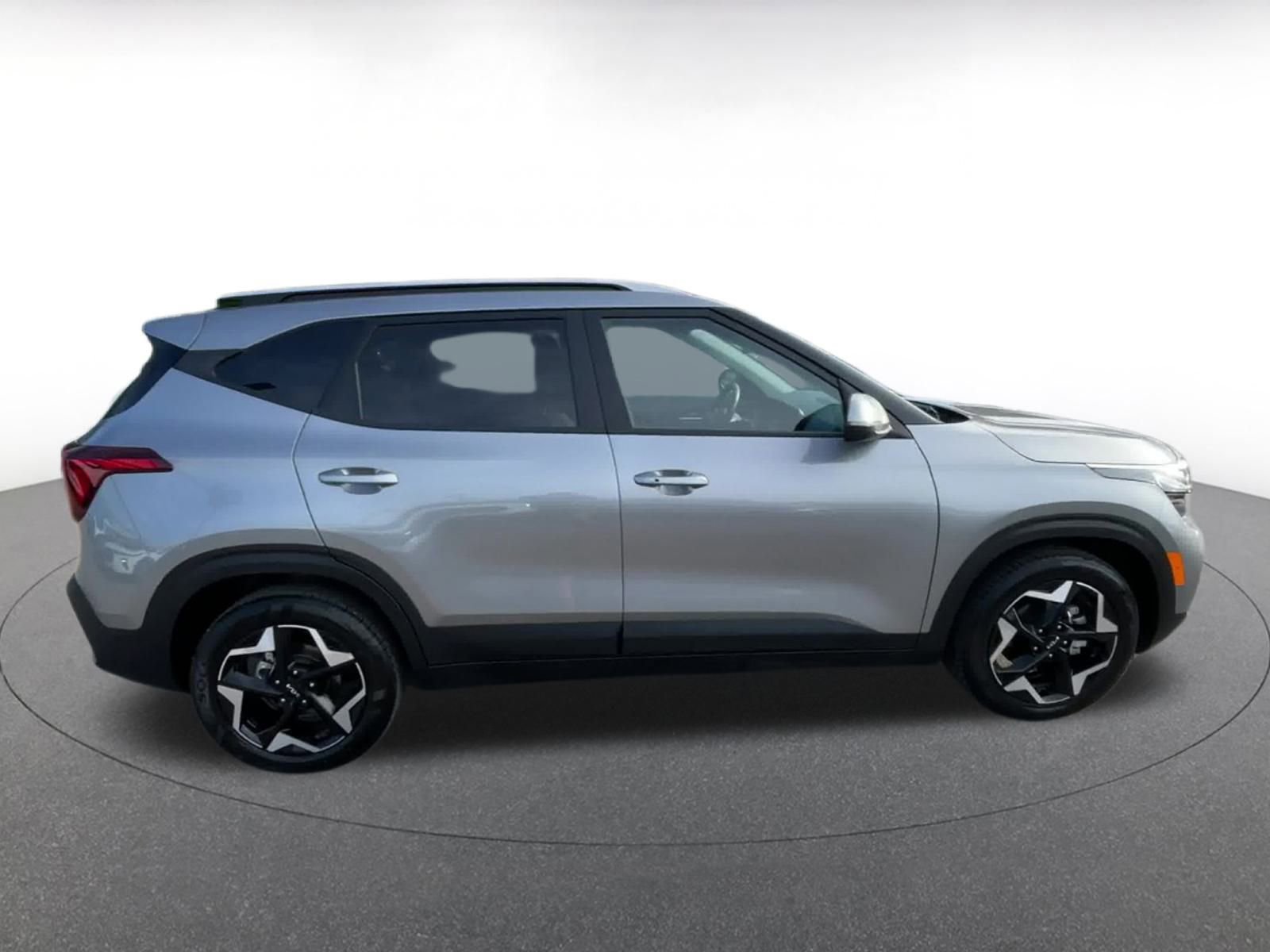 Thumbnail: 2025 Kia Seltos - 16