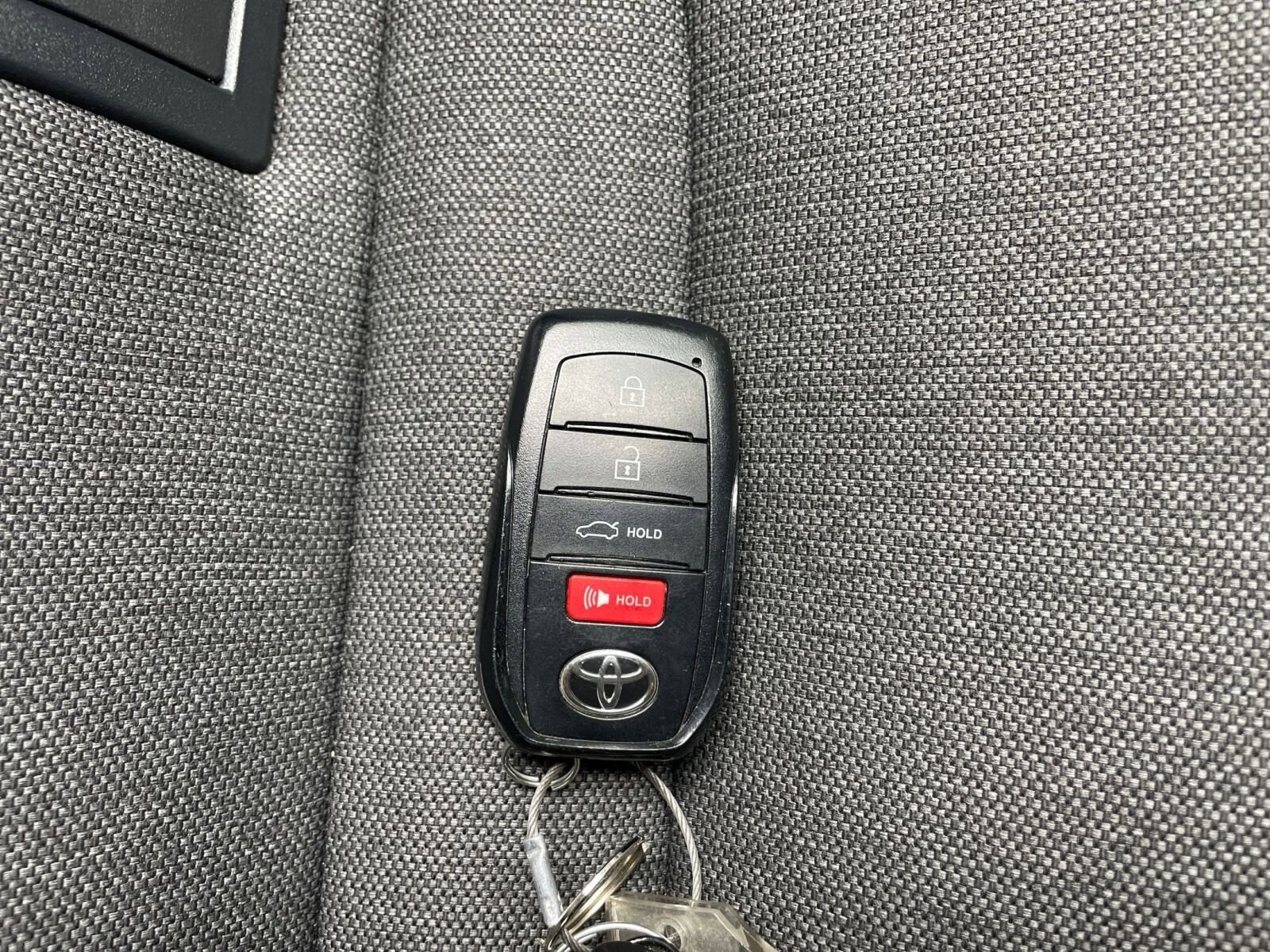 Thumbnail: 2025 Toyota Camry - 22