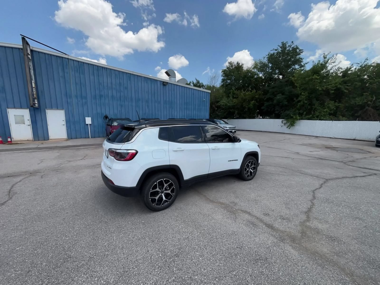 Thumbnail: 2025 Jeep Compass - 14