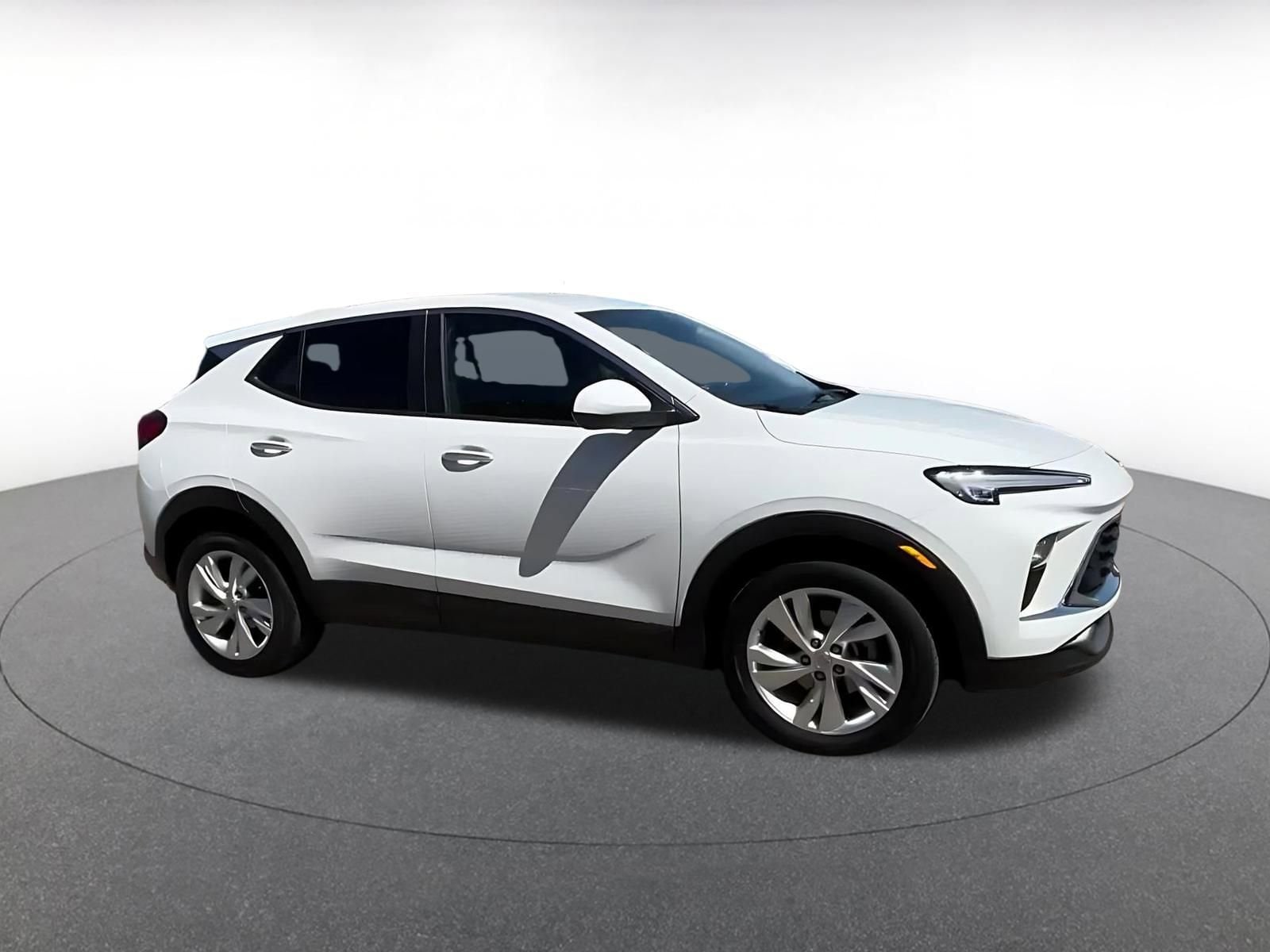 Thumbnail: 2025 Buick Encore GX - 2