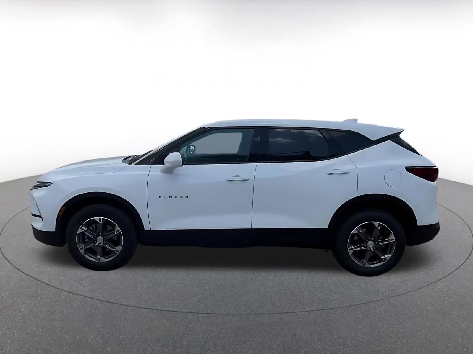 Thumbnail: 2025 Chevrolet Blazer - 9