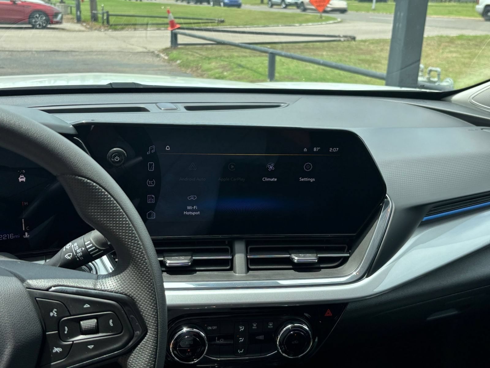 Thumbnail: 2025 Chevrolet Trax - 16
