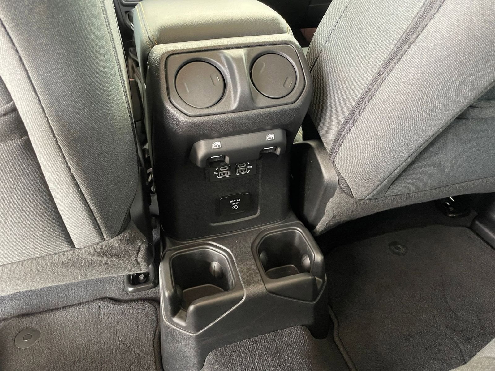 Thumbnail: 2025 Jeep Wrangler - 23