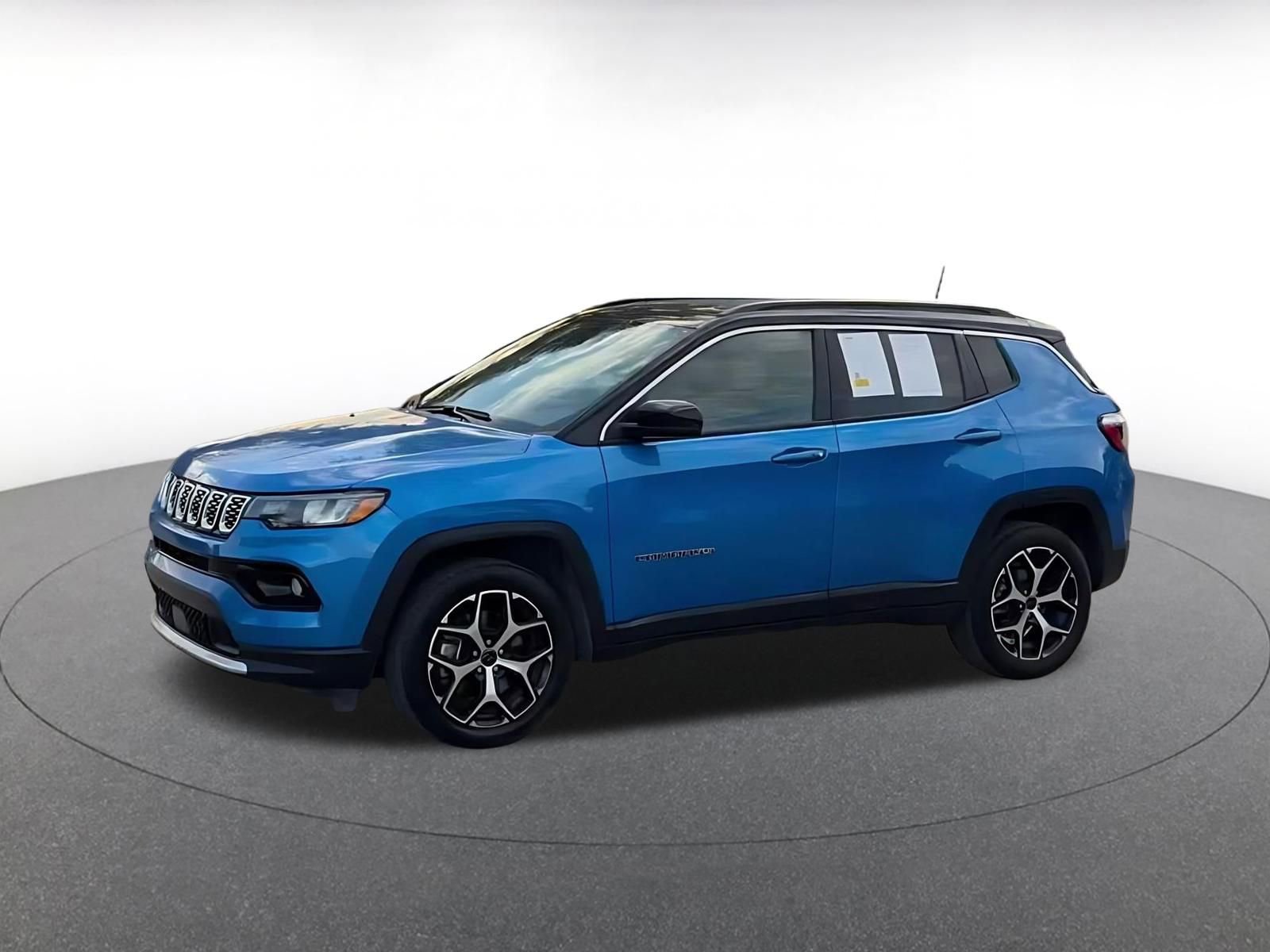 Thumbnail: 2025 Jeep Compass - 9