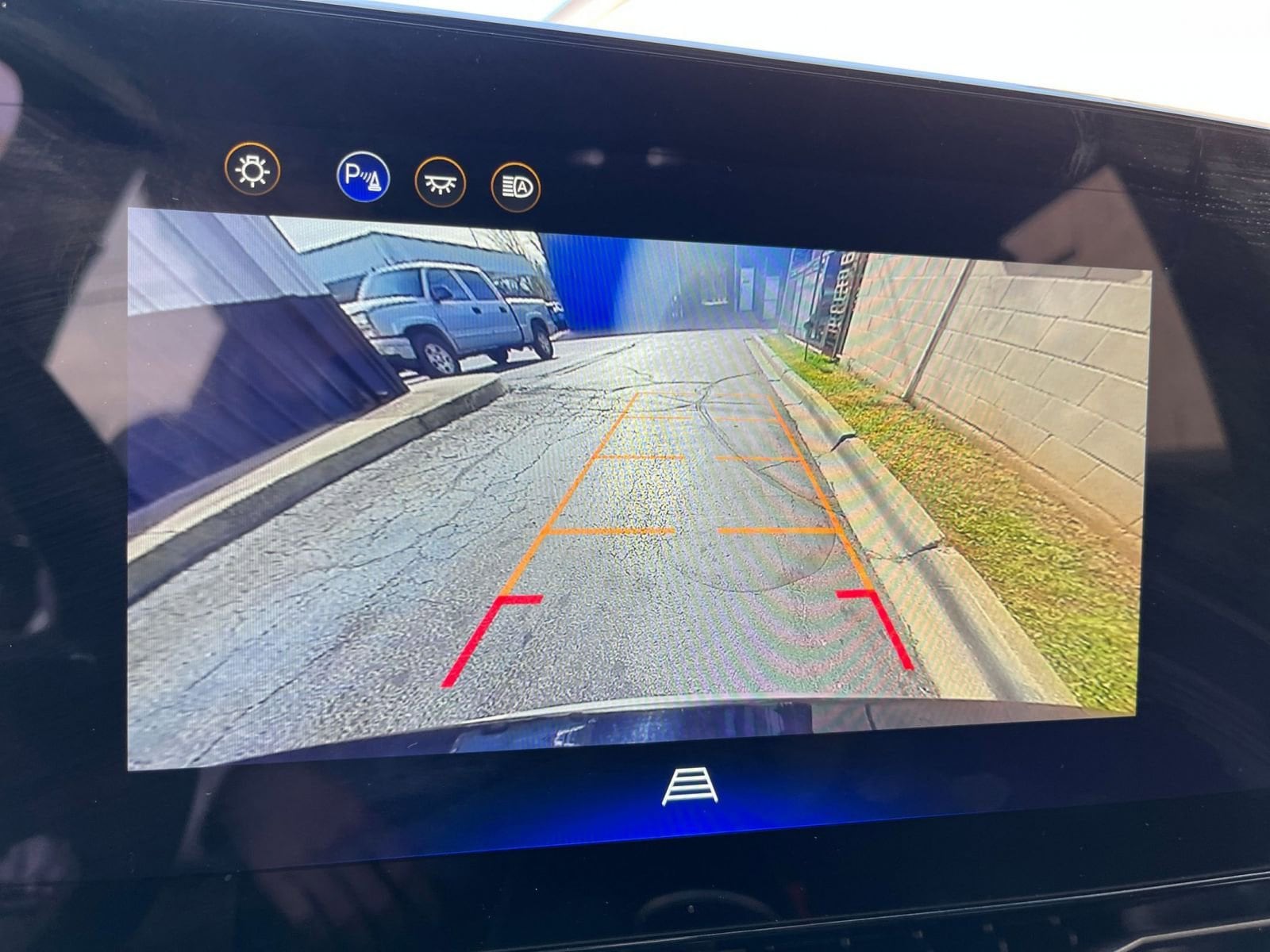 Thumbnail: 2025 Chevrolet Equinox - 17