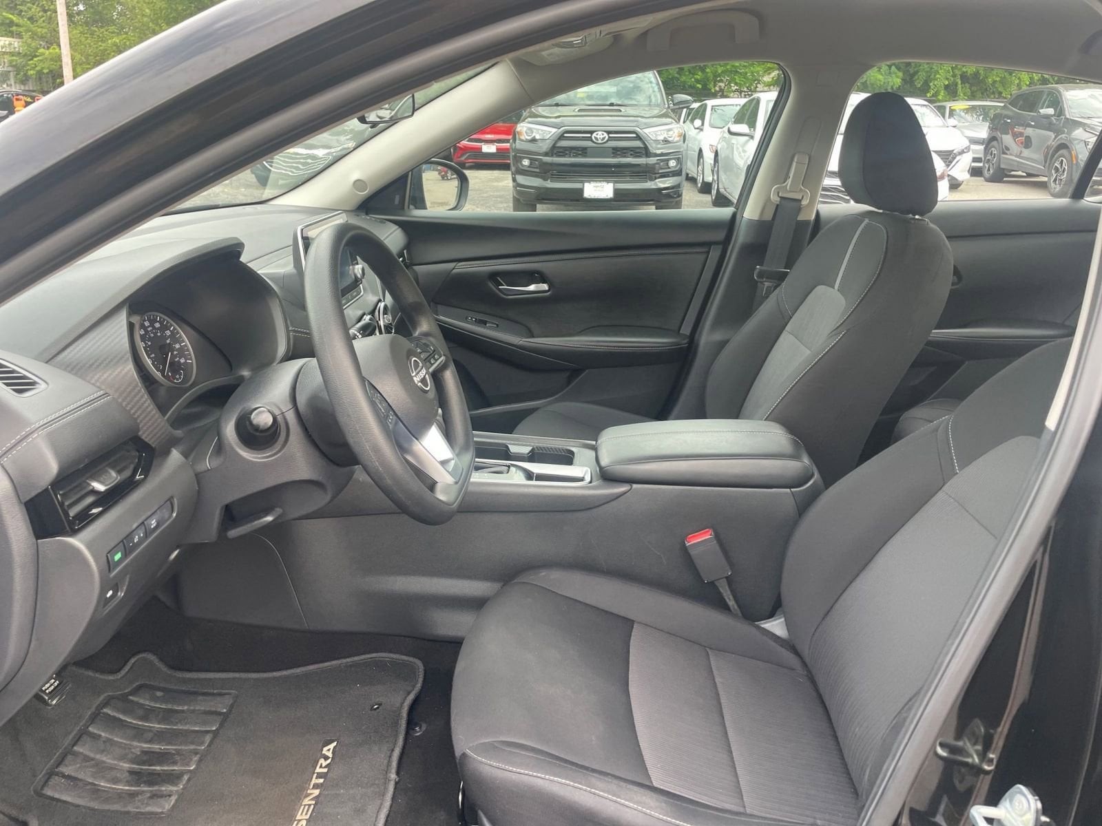 2024 Nissan Sentra SV 25