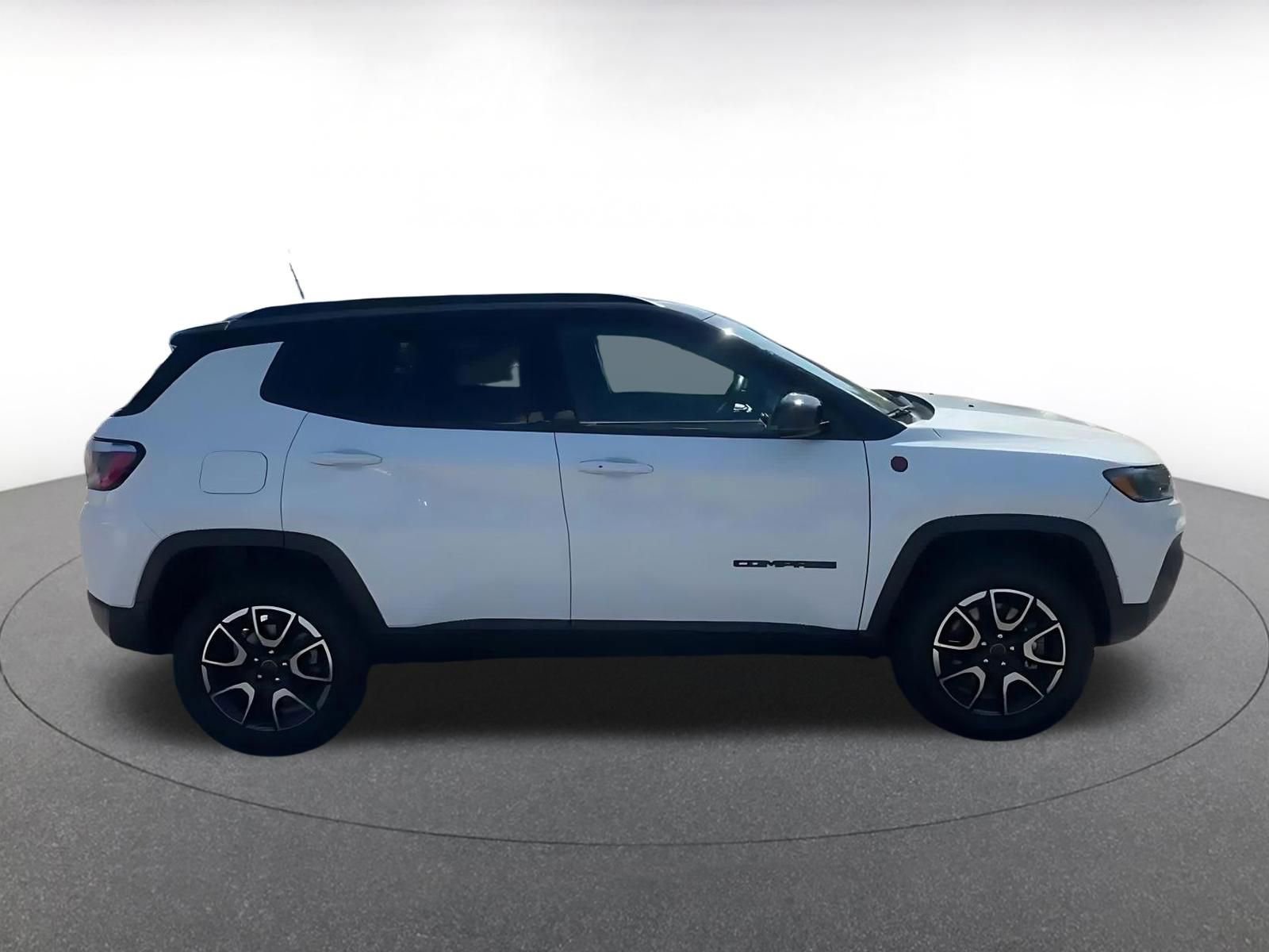 Thumbnail: 2025 Jeep Compass - 16