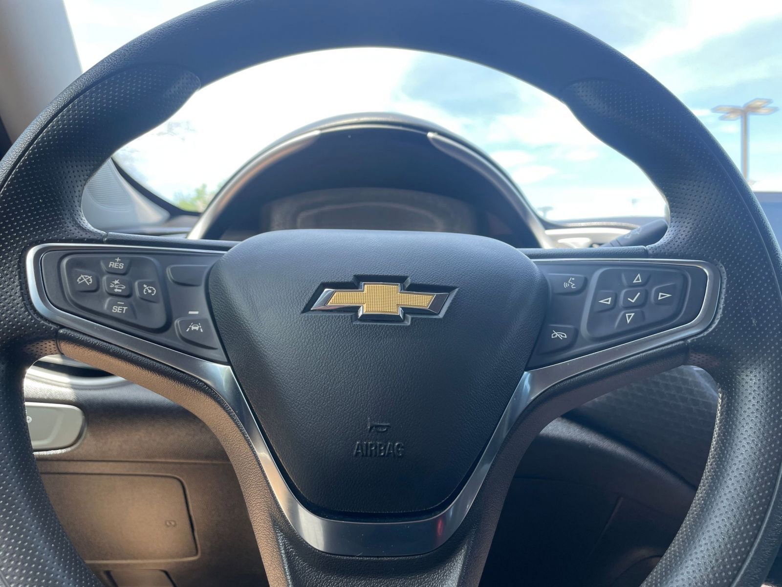 Thumbnail: 2023 Chevrolet Malibu - 26