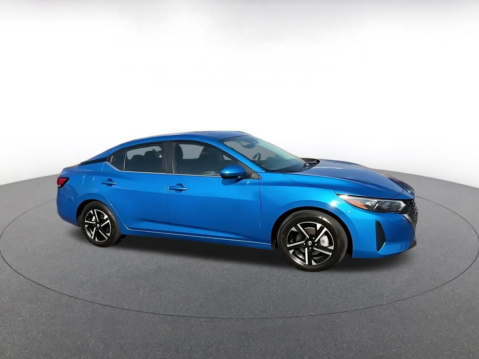 Thumbnail: 2025 Nissan Sentra - 2