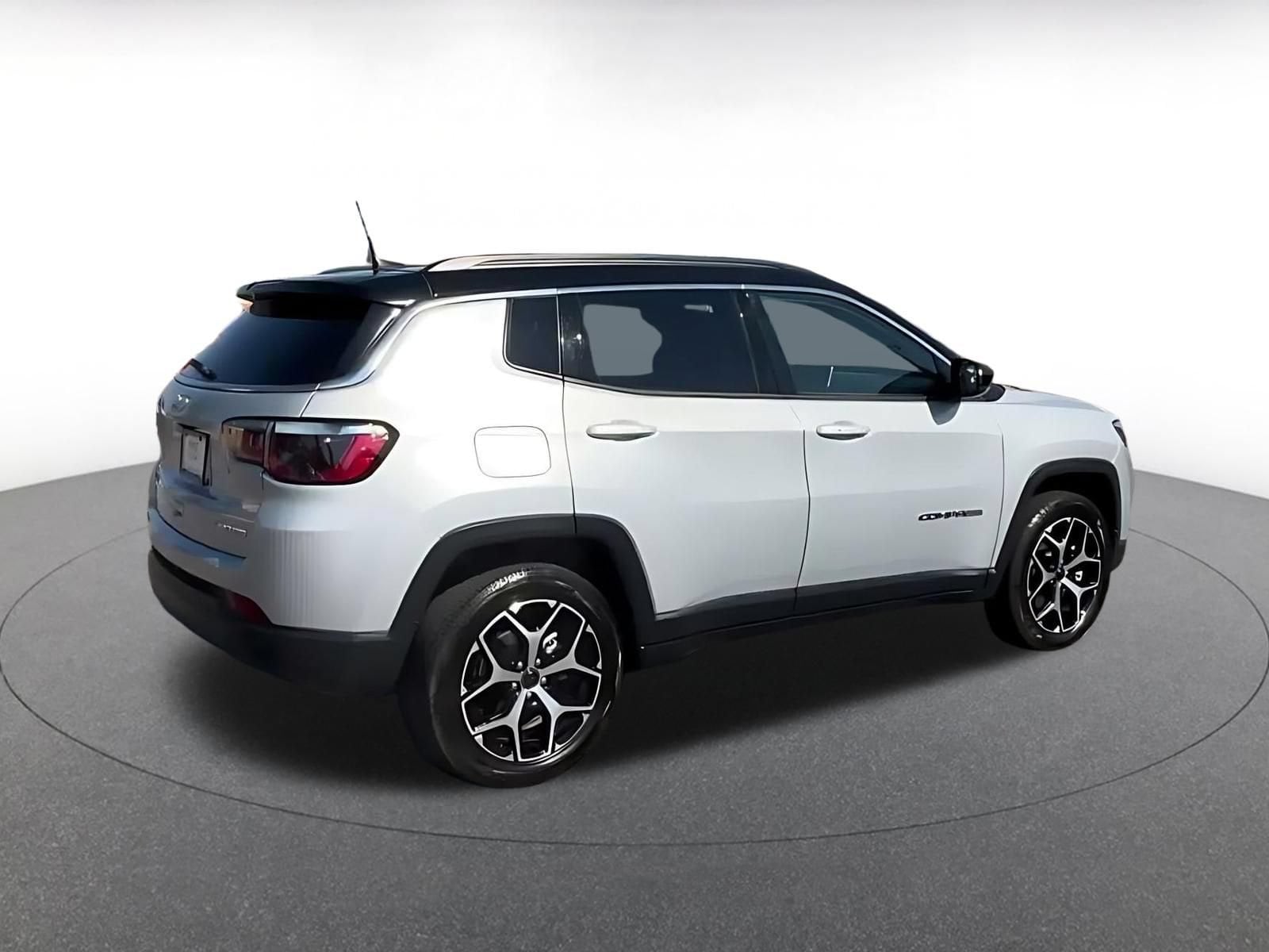 Thumbnail: 2025 Jeep Compass - 12