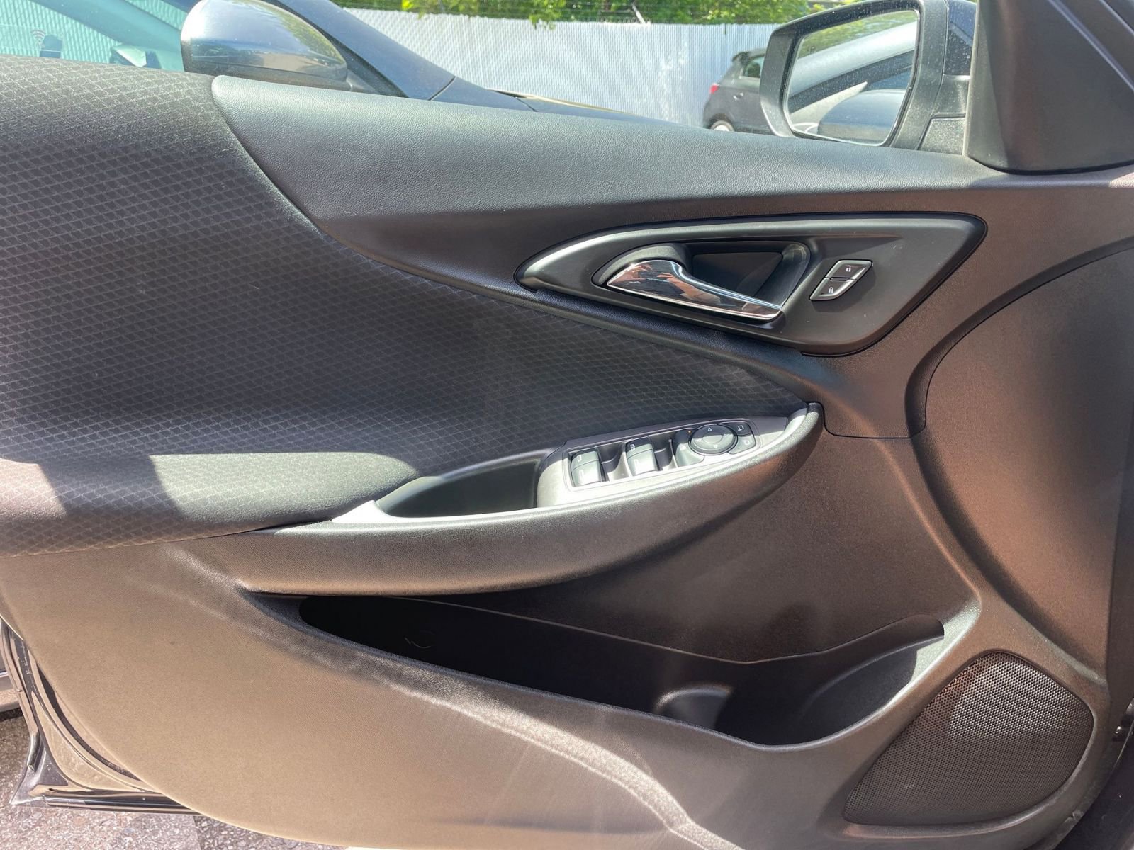Thumbnail: 2023 Chevrolet Malibu - 20