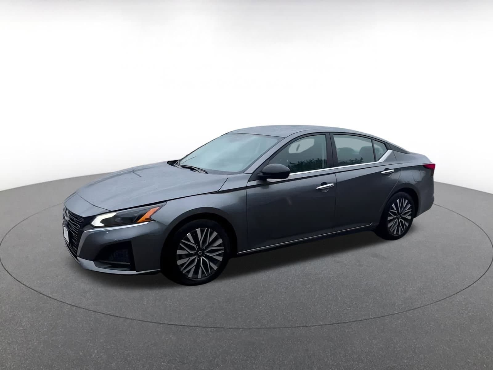 Thumbnail: 2024 Nissan Altima - 8