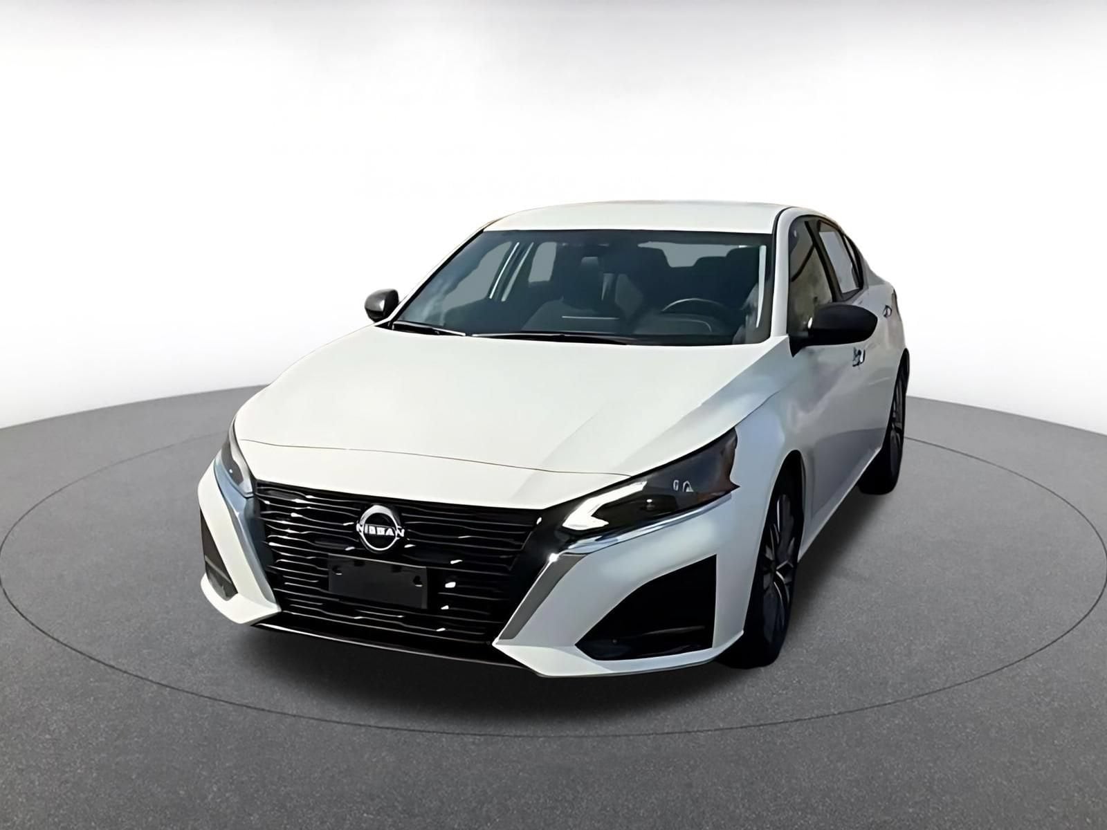 Thumbnail: 2025 Nissan Altima - 6