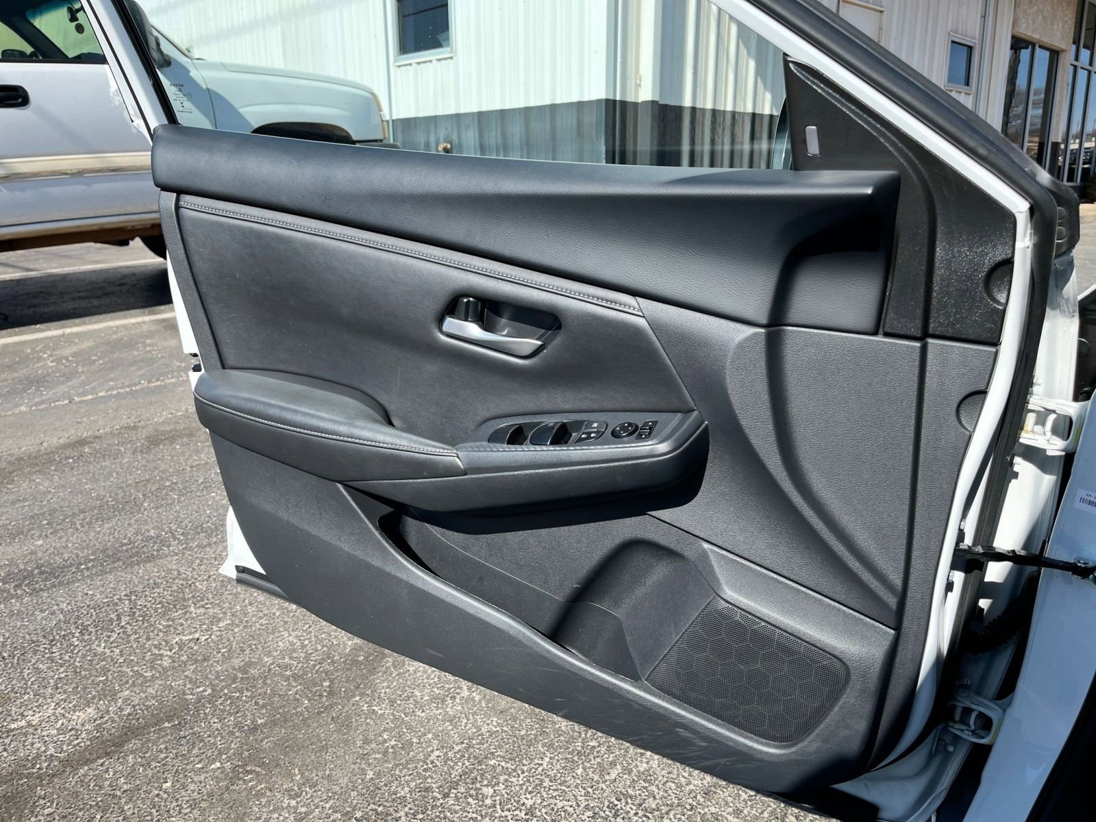 Thumbnail: 2025 Nissan Sentra - 18