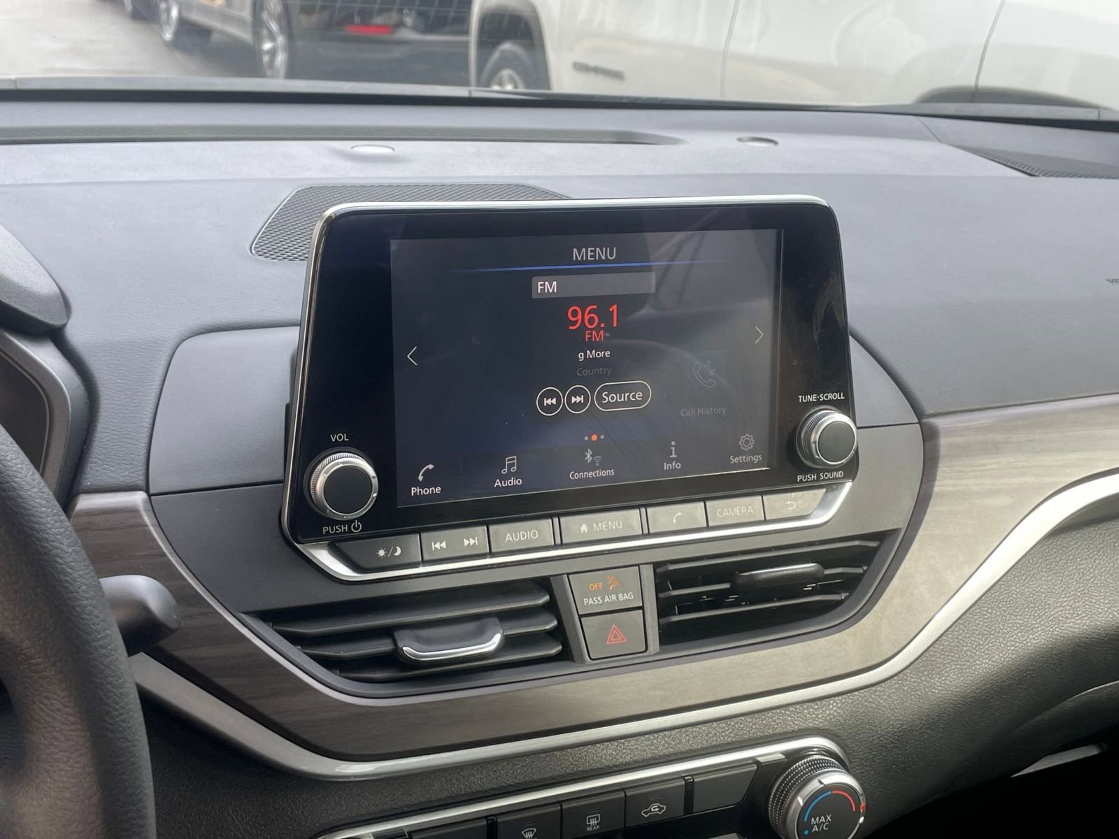 Thumbnail: 2025 Nissan Altima - 21