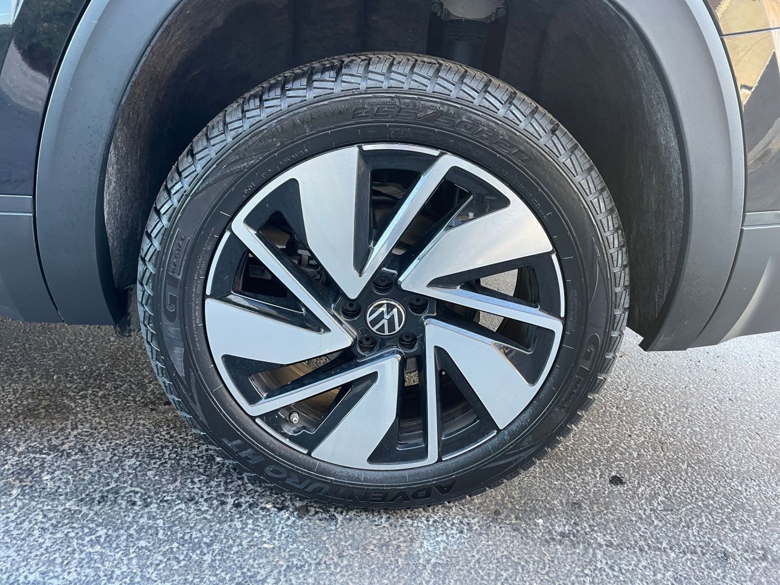 Thumbnail: 2025 Volkswagen Atlas - 30