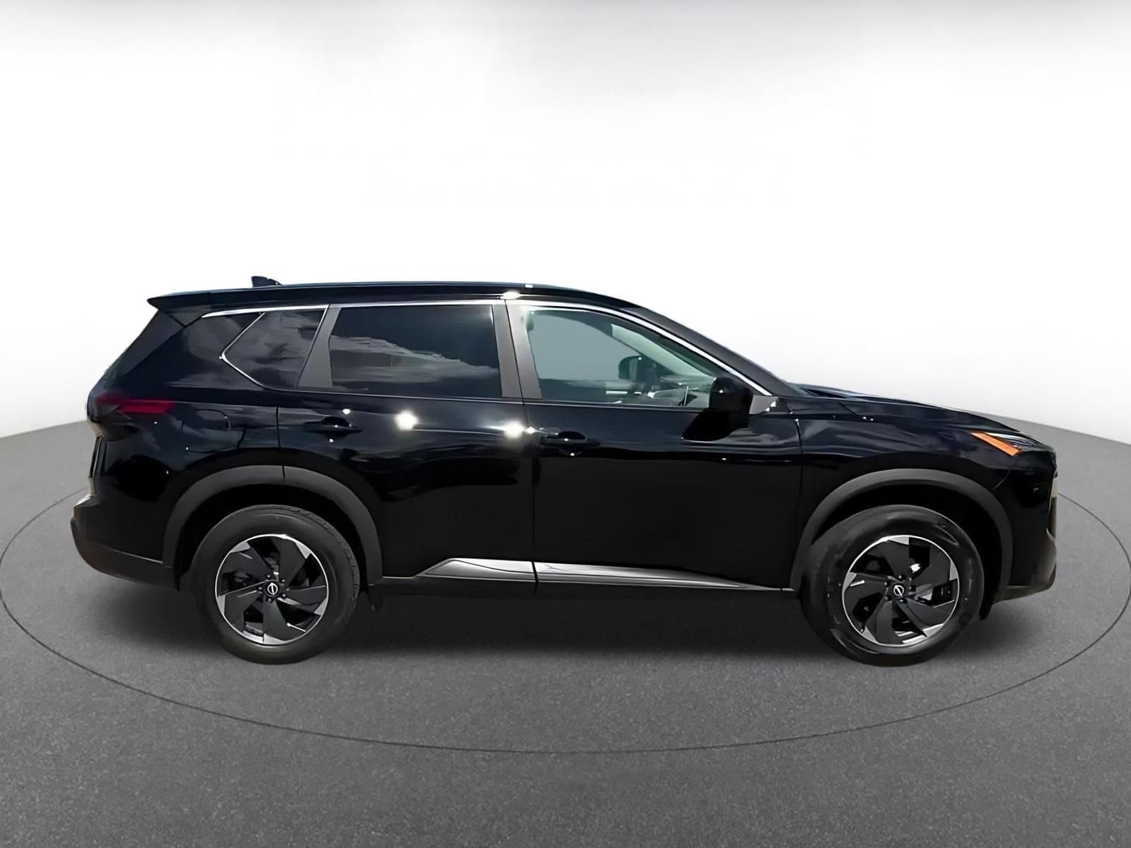 Thumbnail: 2025 Nissan Rogue - 16