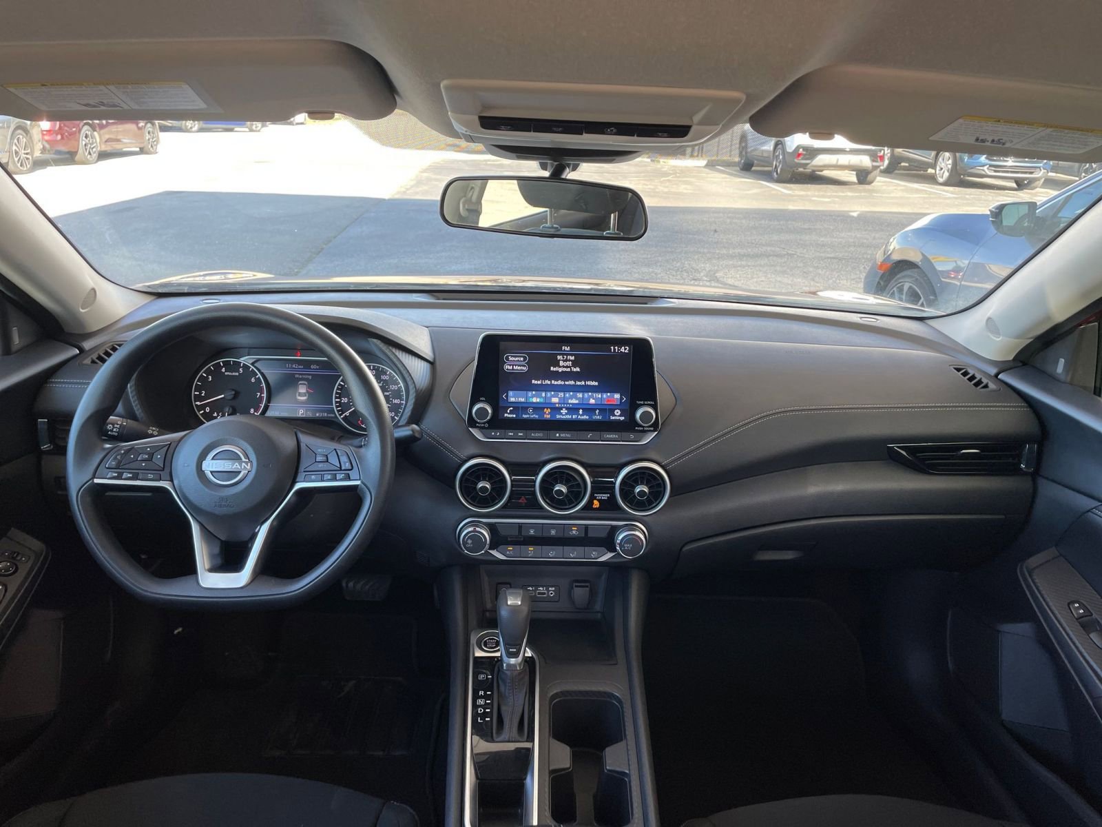 Thumbnail: 2024 Nissan Sentra - 31