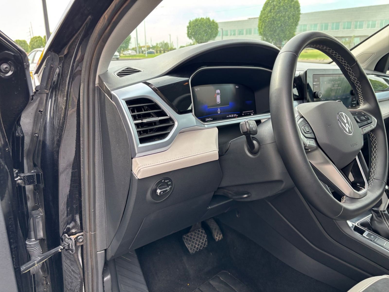 Thumbnail: 2025 Volkswagen Taos - 35