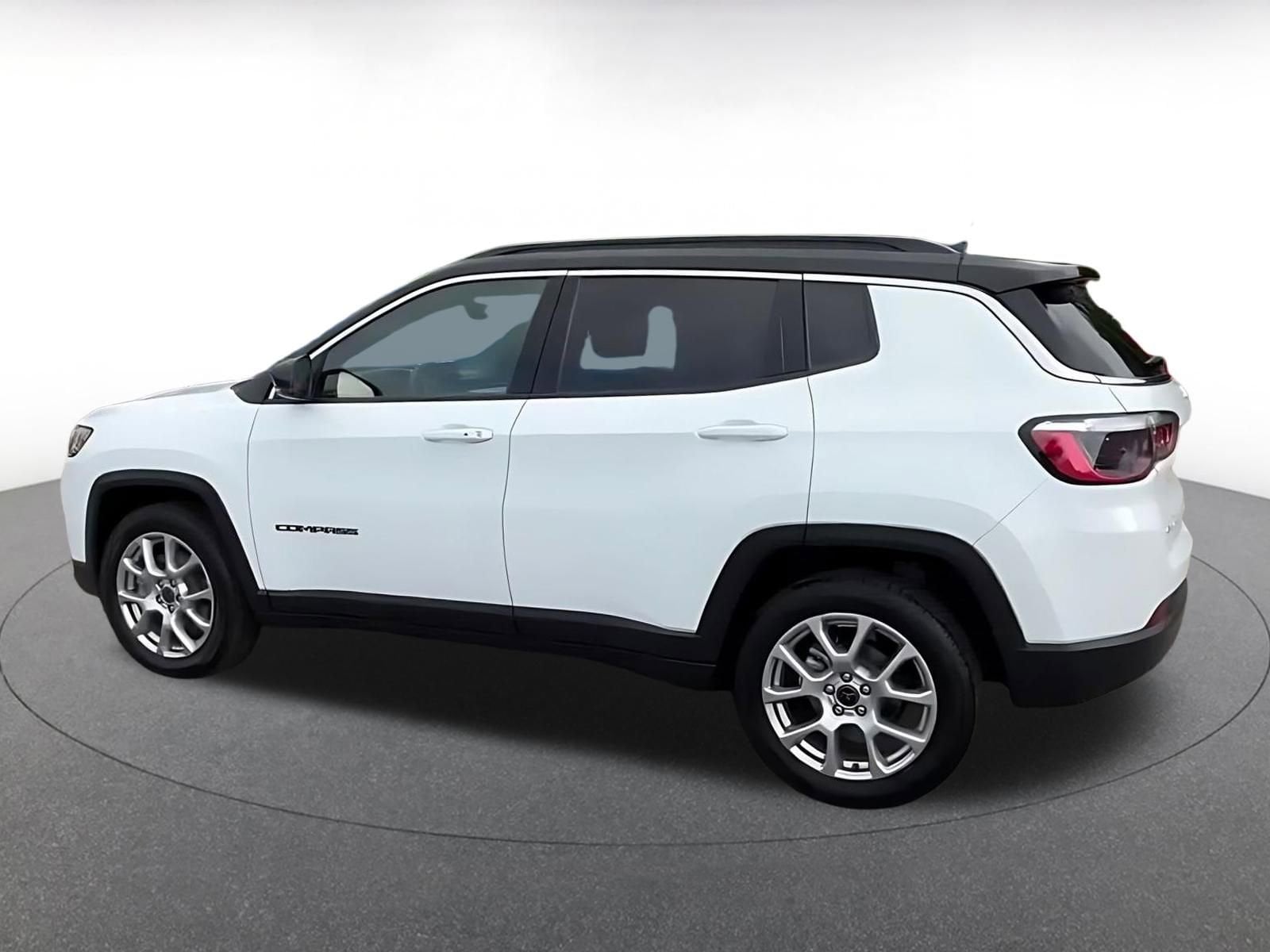 Thumbnail: 2025 Jeep Compass - 10