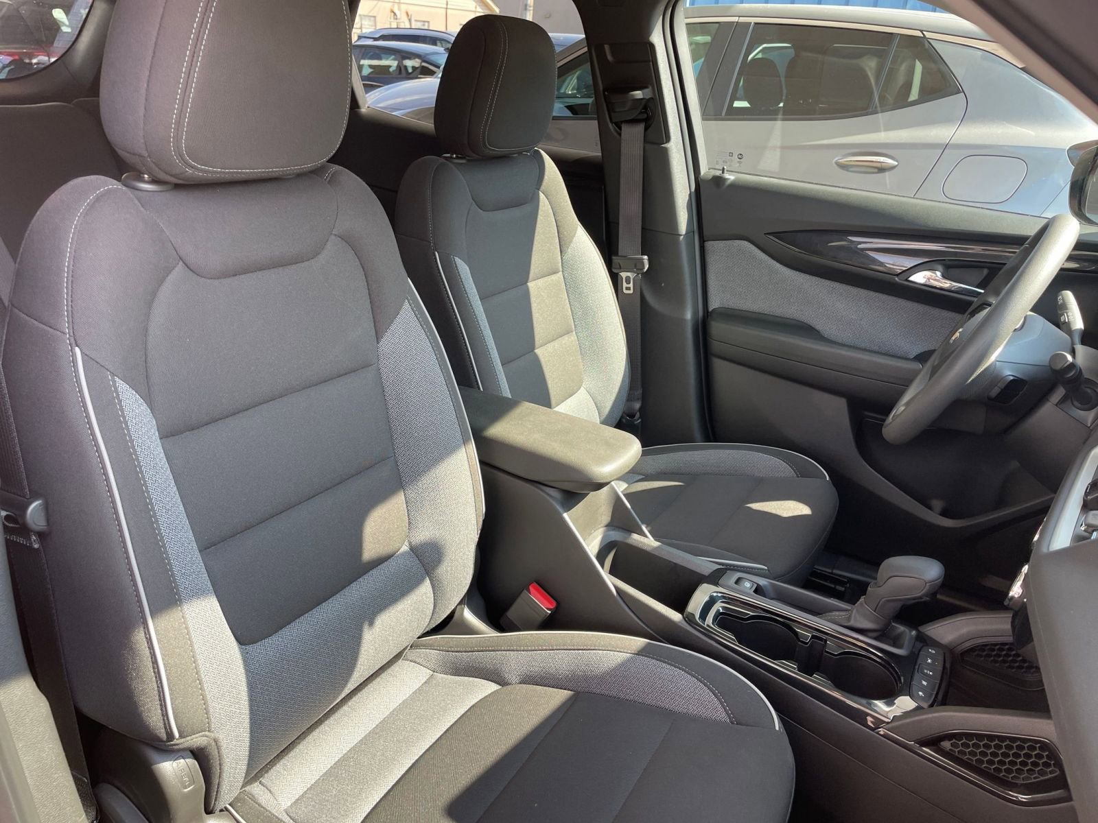 Thumbnail: 2025 Chevrolet TrailBlazer - 34