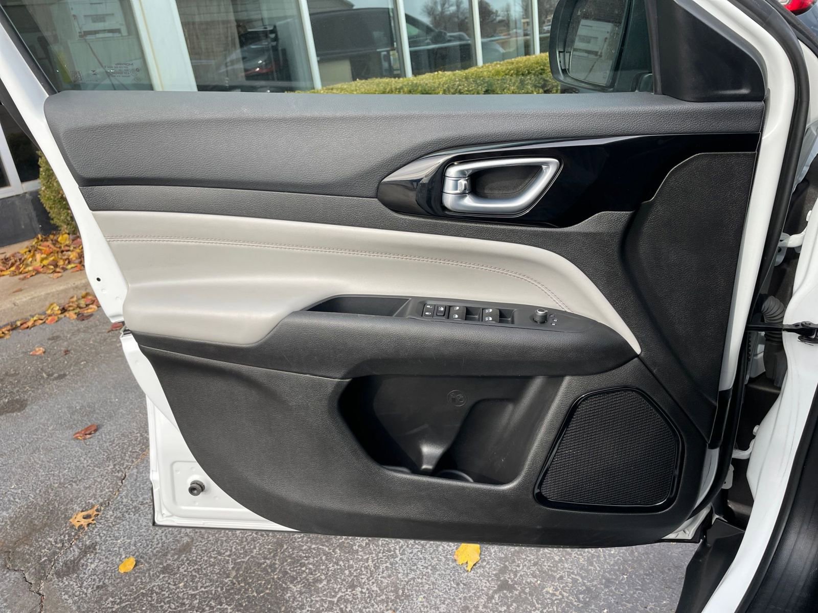 Thumbnail: 2025 Jeep Compass - 20