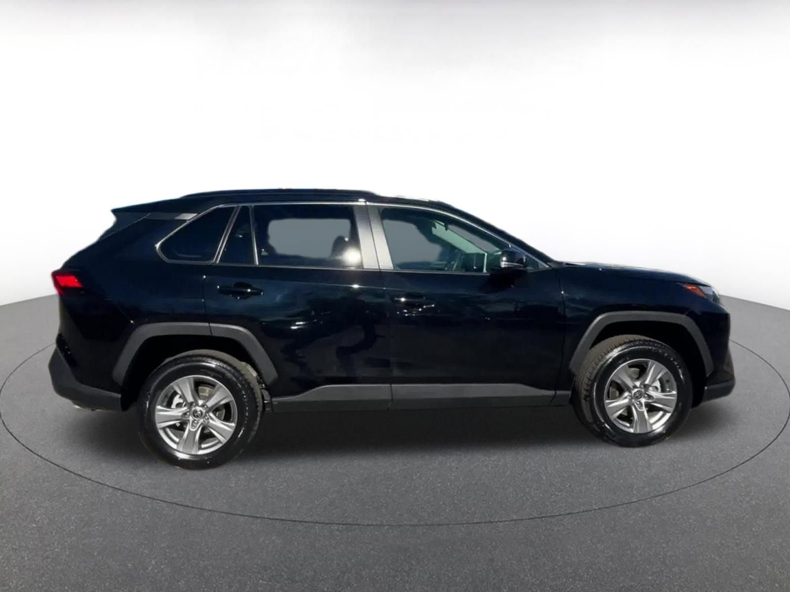 Thumbnail: 2025 Toyota RAV4 - 16