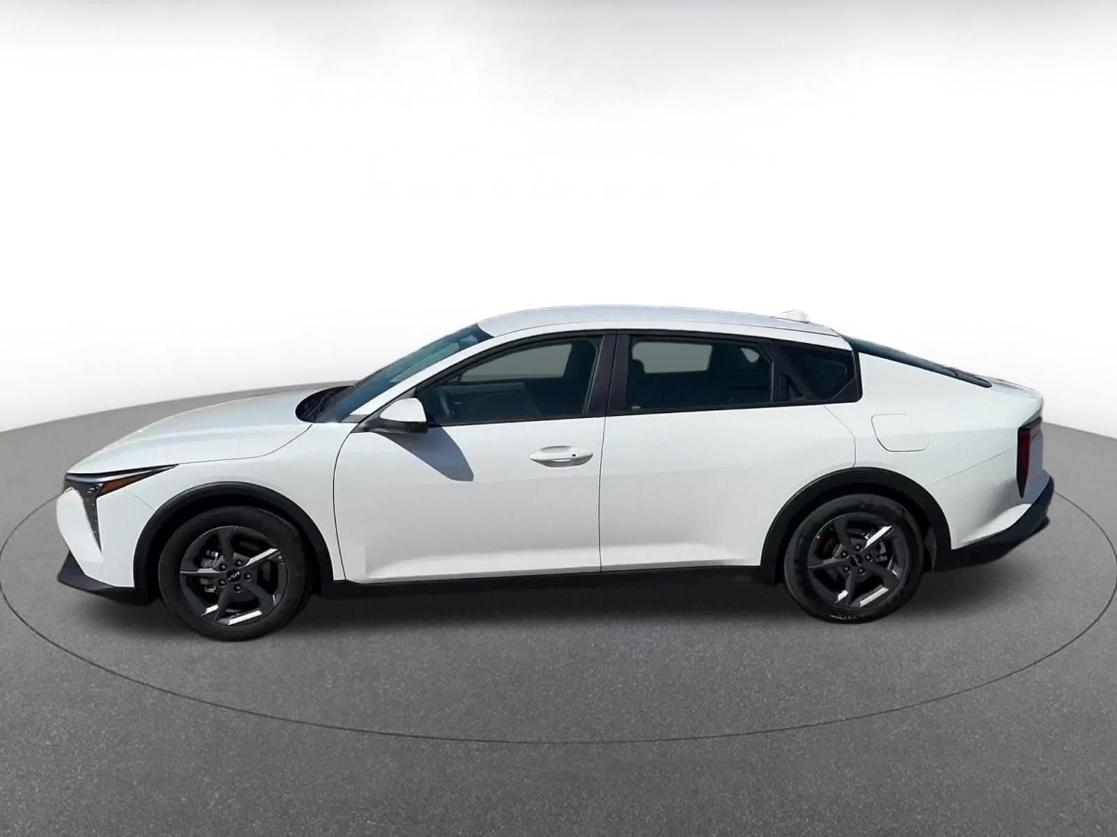 Thumbnail: 2025 Kia K4 - 9