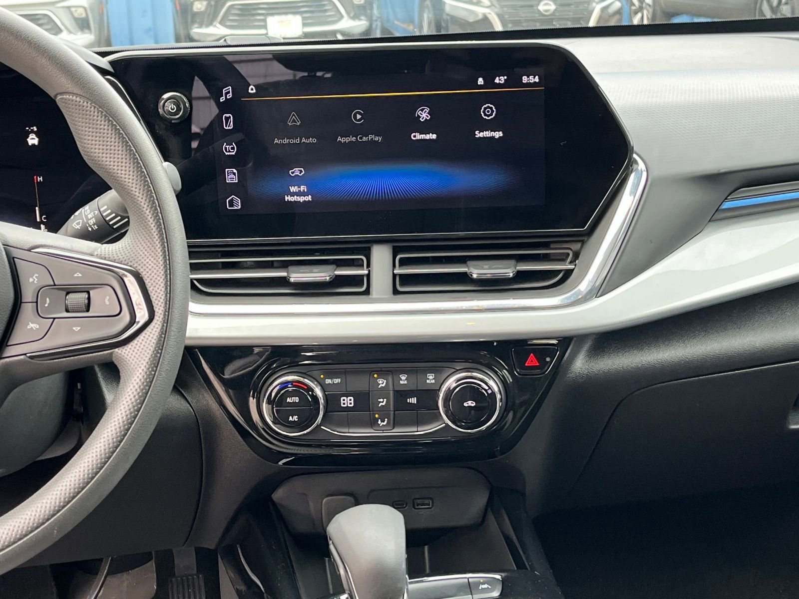 Thumbnail: 2025 Chevrolet Trax - 18