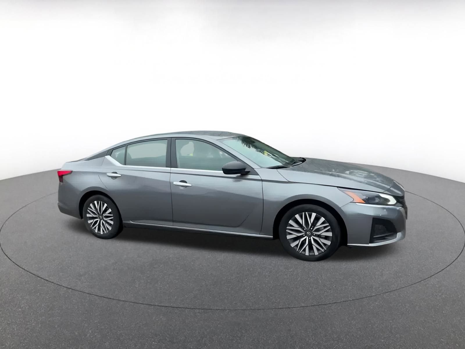 Thumbnail: 2024 Nissan Altima - 2