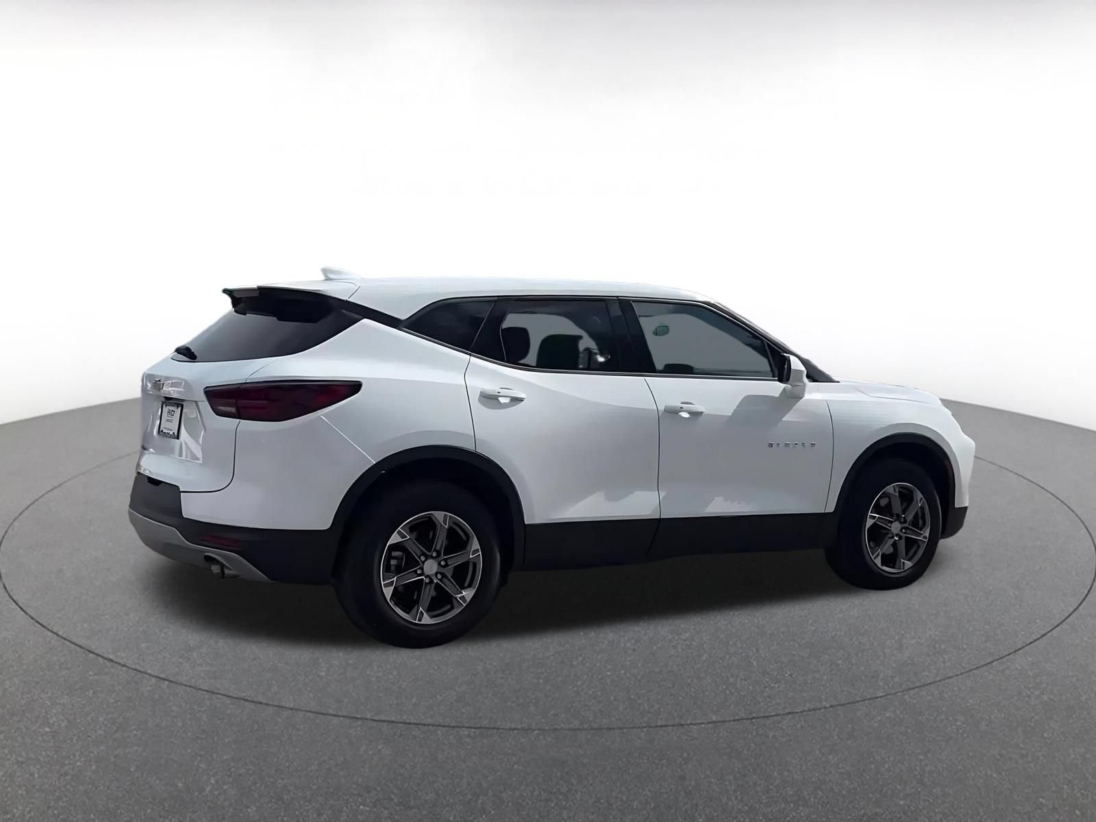 Thumbnail: 2025 Chevrolet Blazer - 15