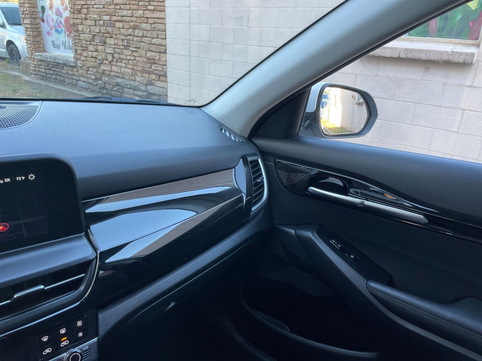 Thumbnail: 2025 Kia Seltos - 34