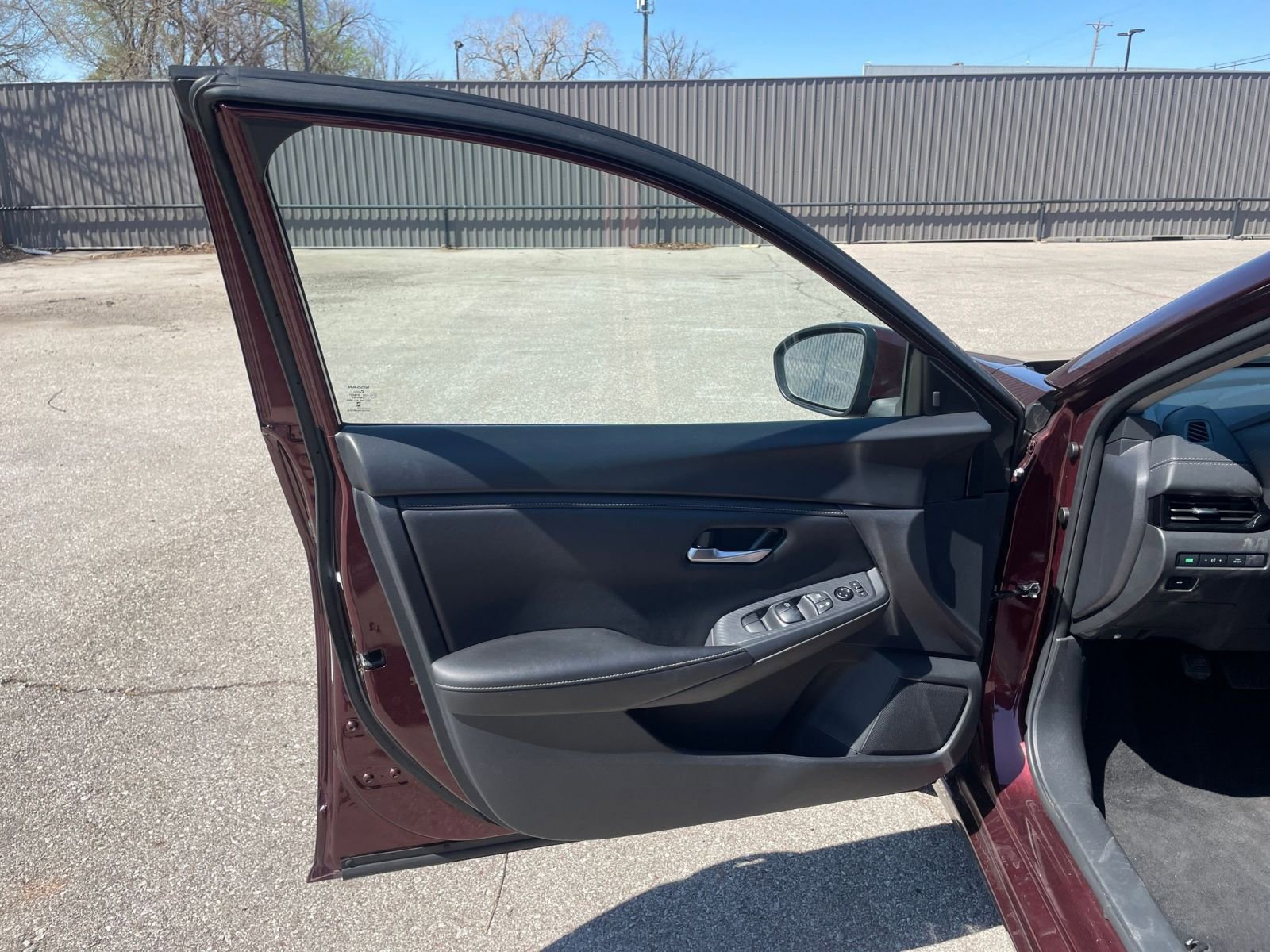 Thumbnail: 2025 Nissan Sentra - 18